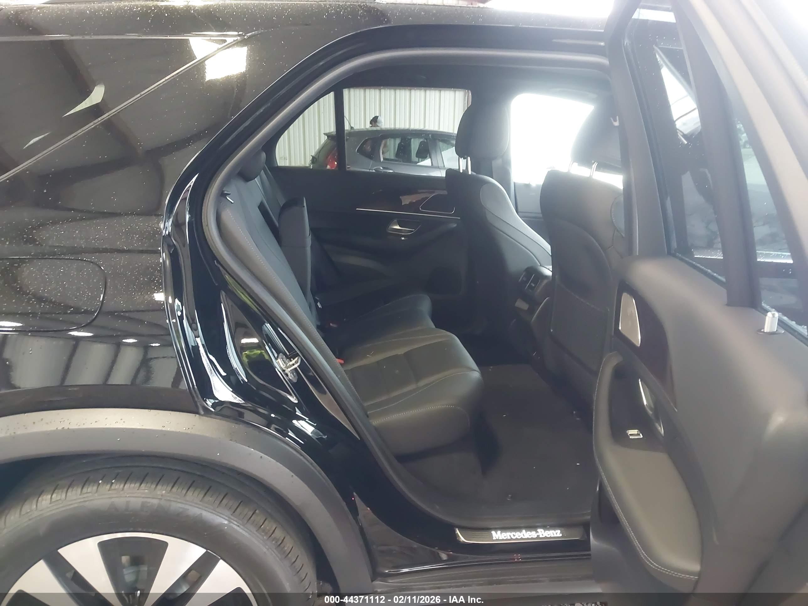 MERCEDES-BENZ GLE image 8