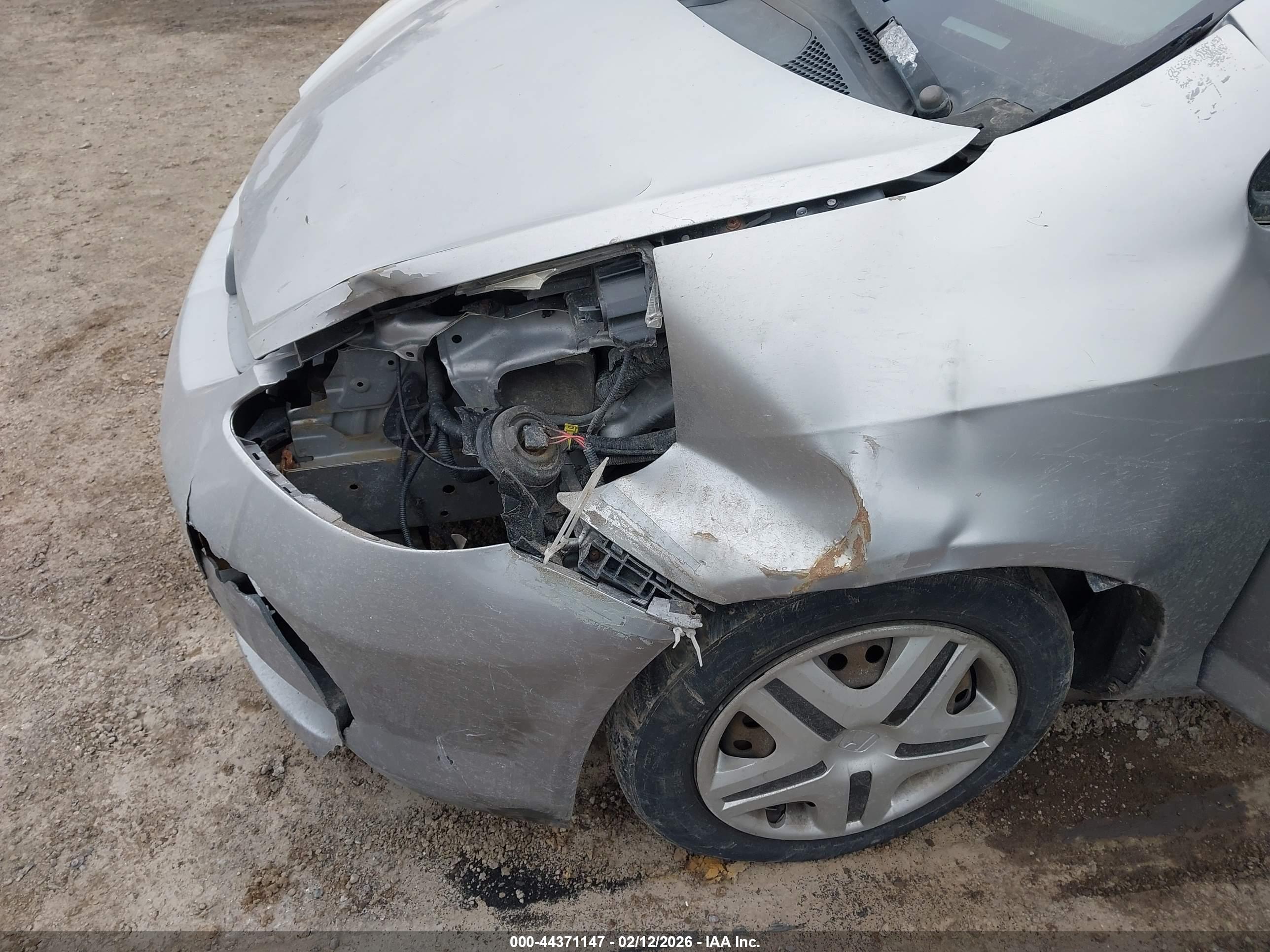 HONDA FIT image 6