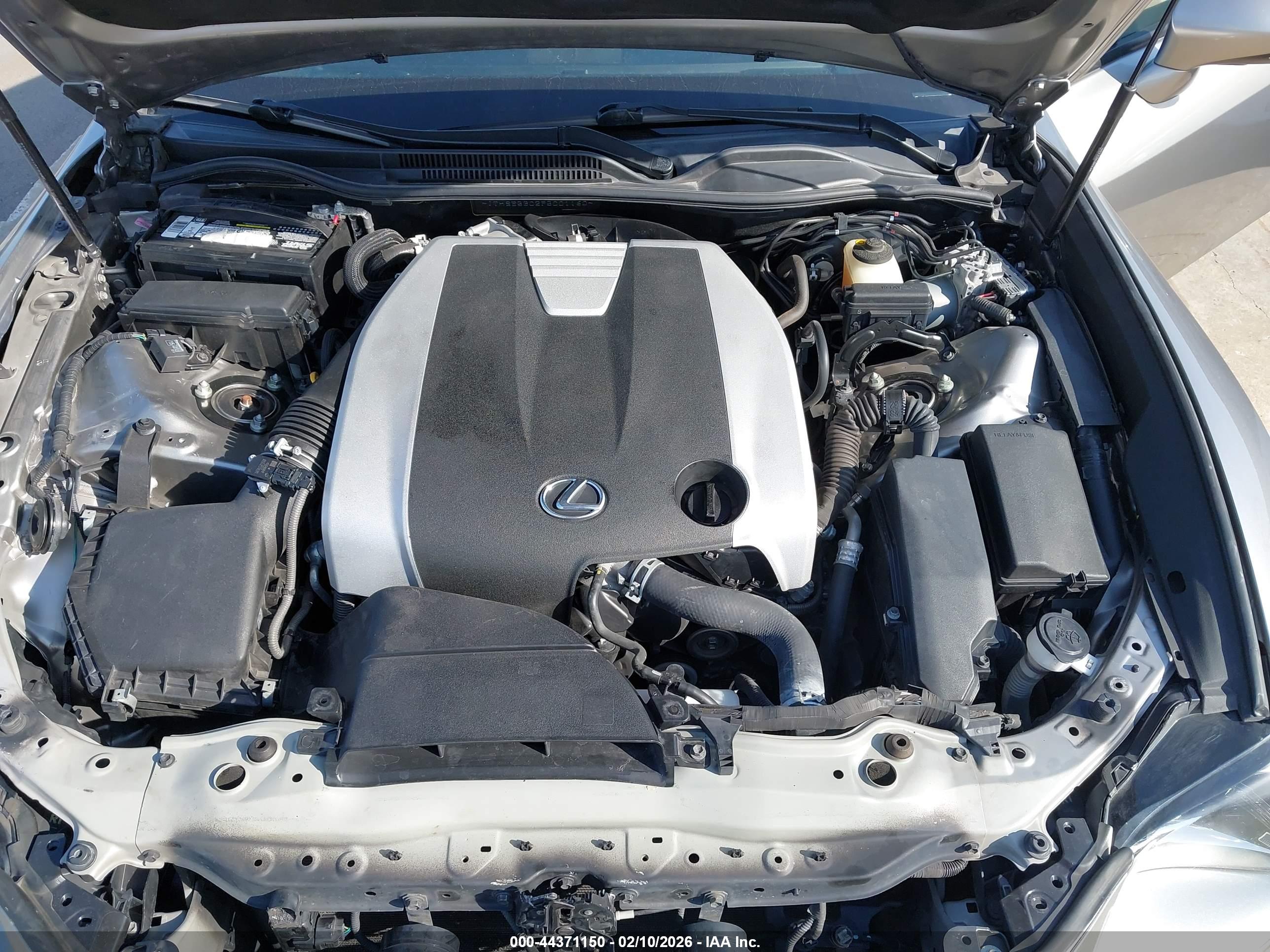 LEXUS RC image 10