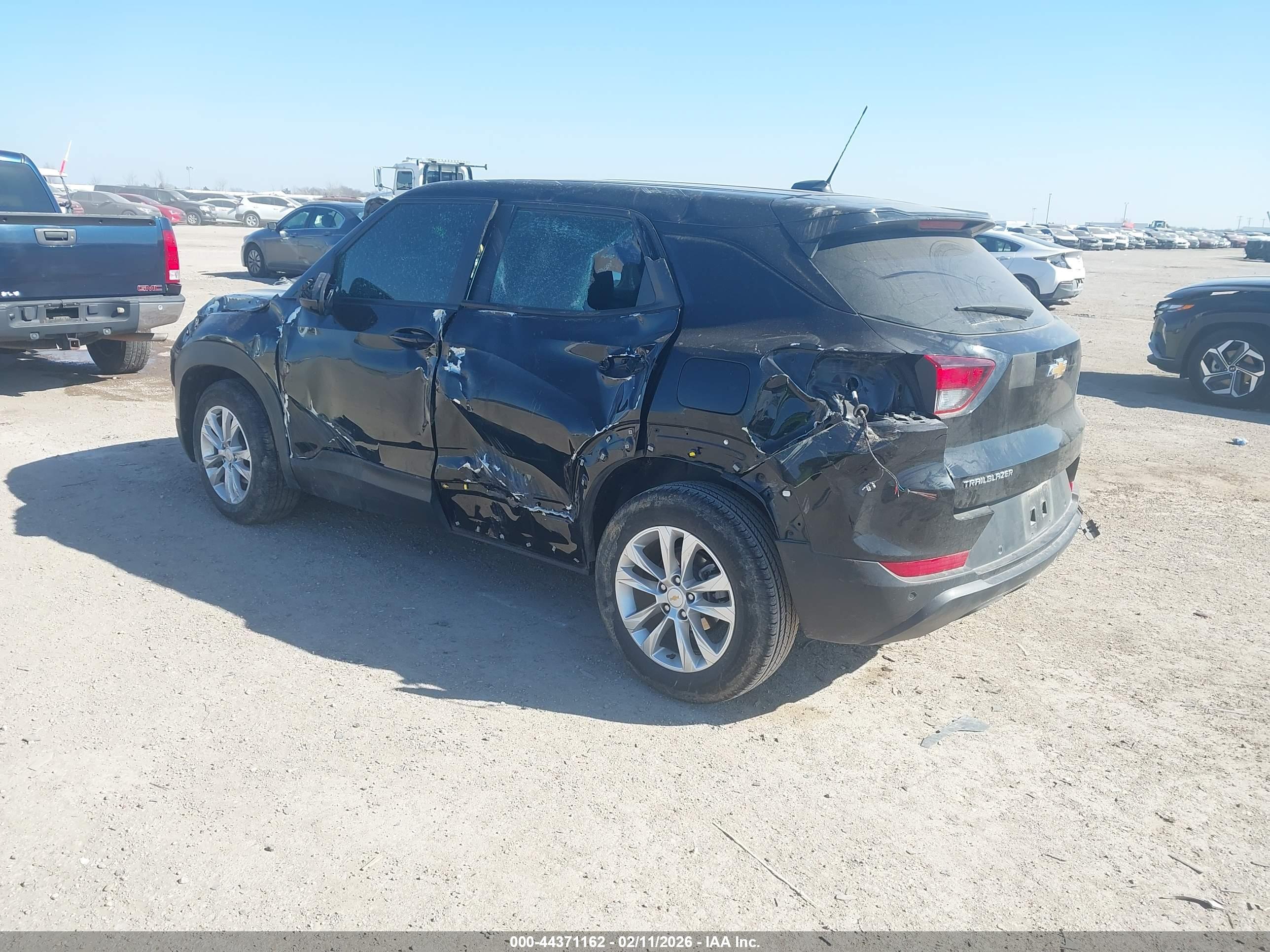 CHEVROLET TRAILBLAZER image 3
