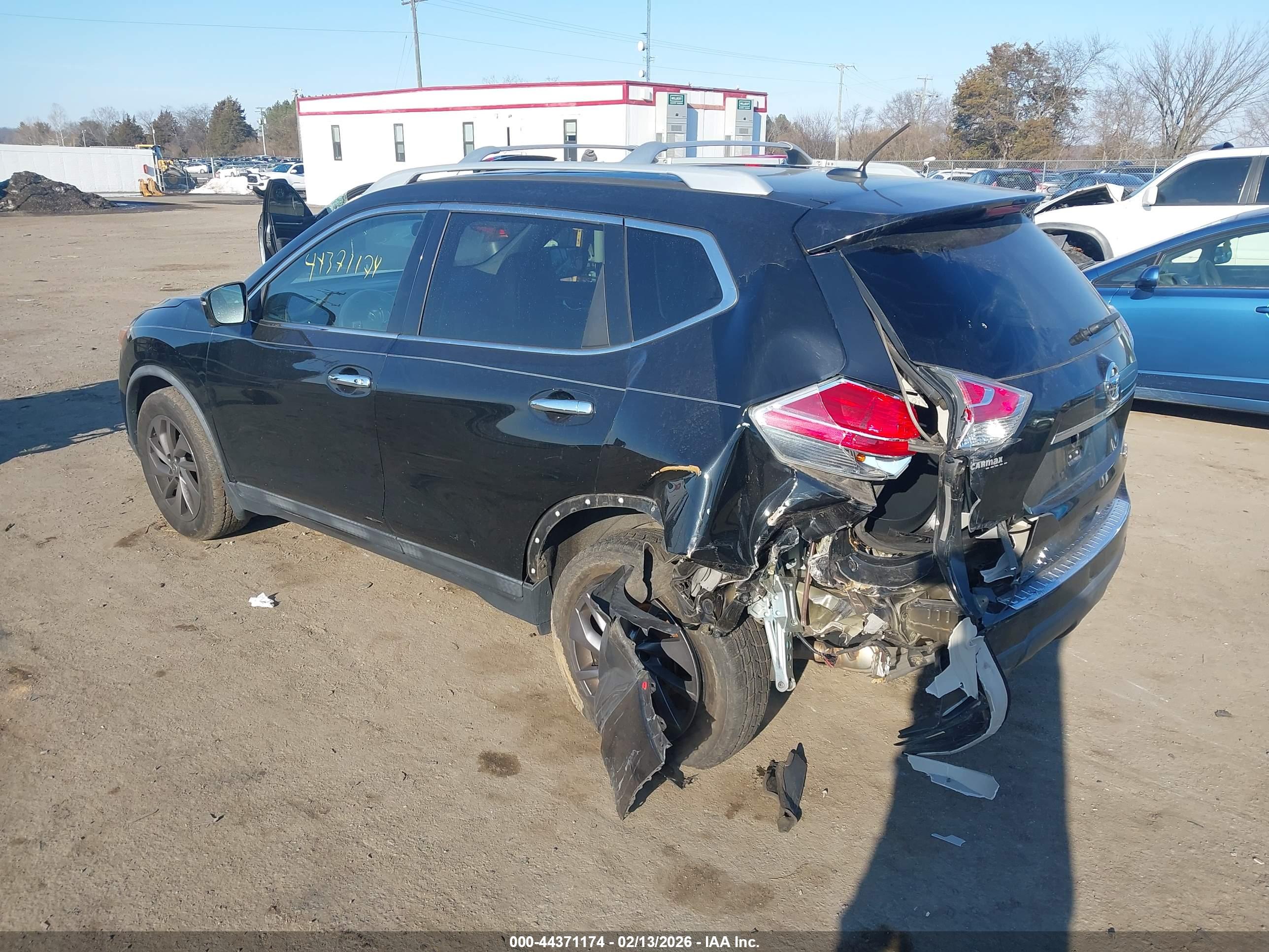 NISSAN ROGUE image 3