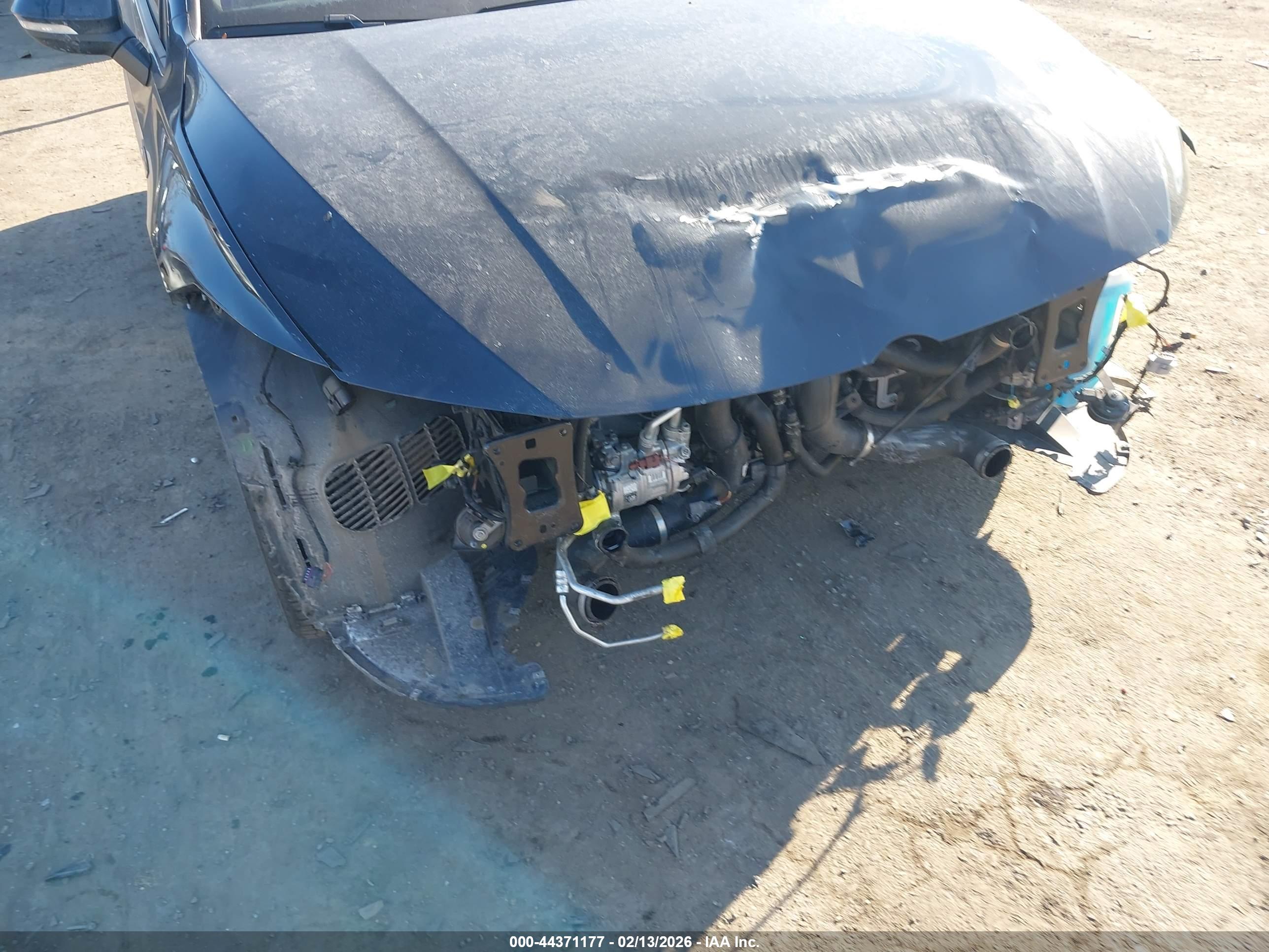 VOLKSWAGEN GOLF image 6