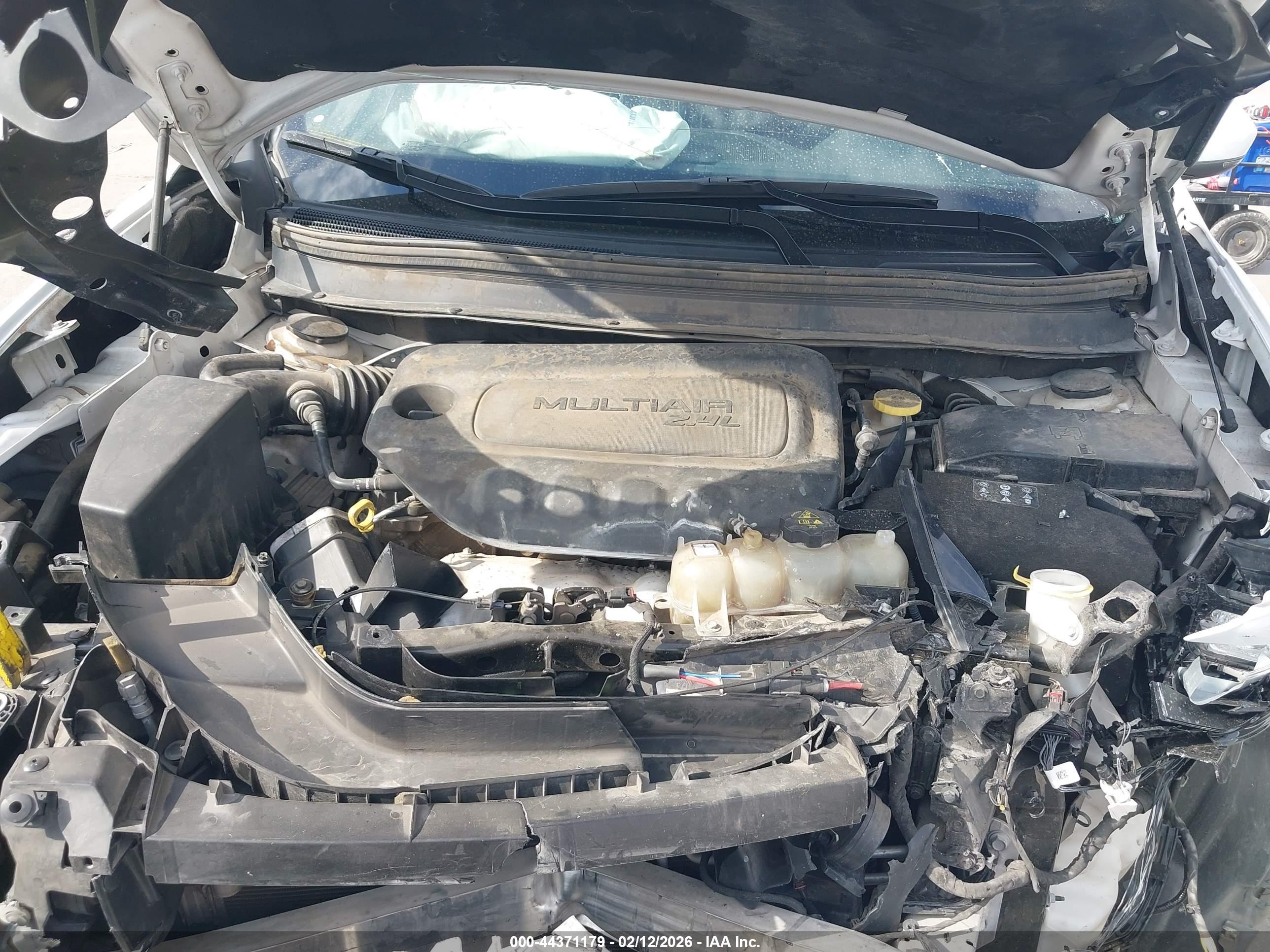 JEEP CHEROKEE image 10