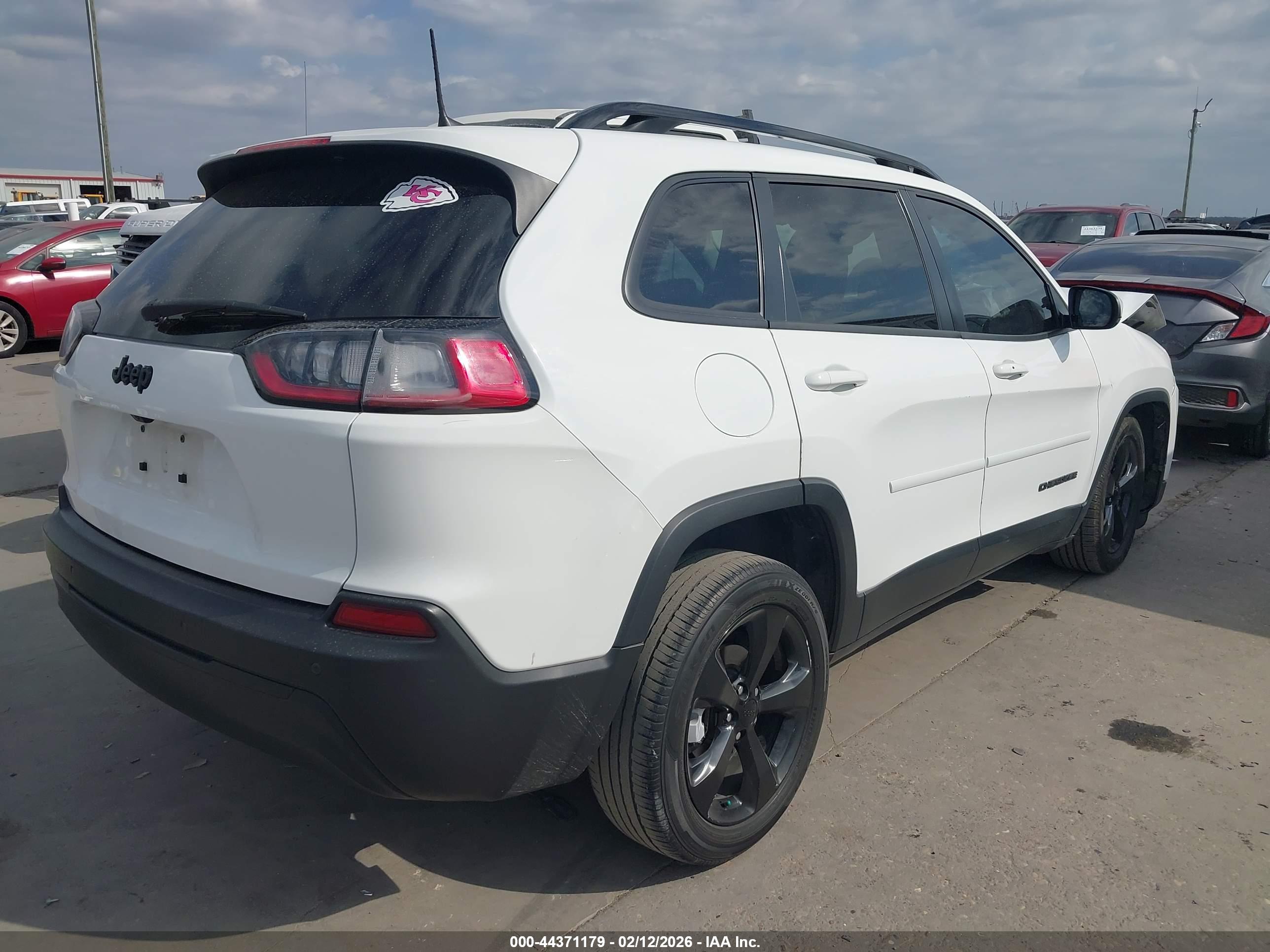 JEEP CHEROKEE image 4