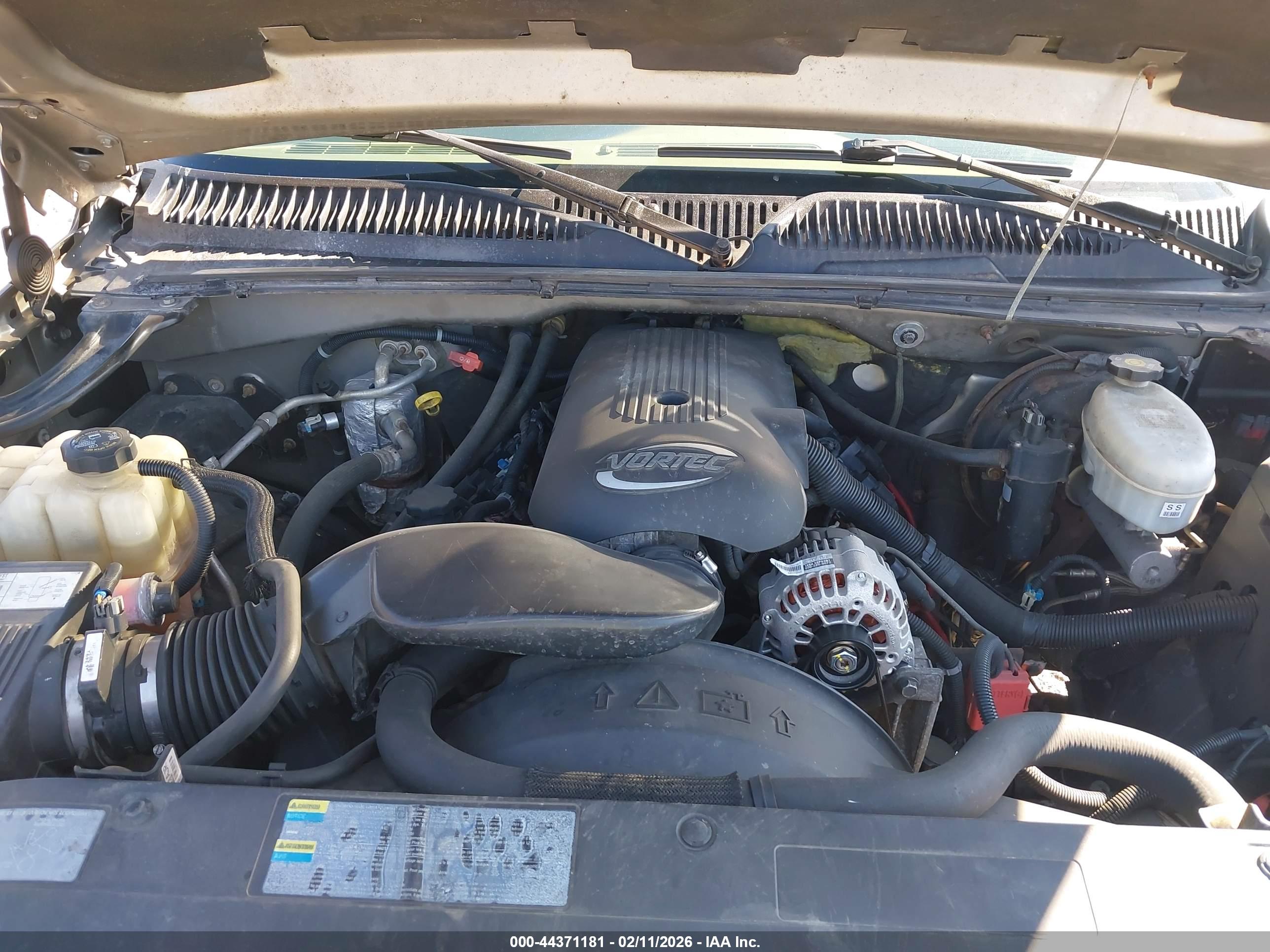 CHEVROLET SILVERADO image 10