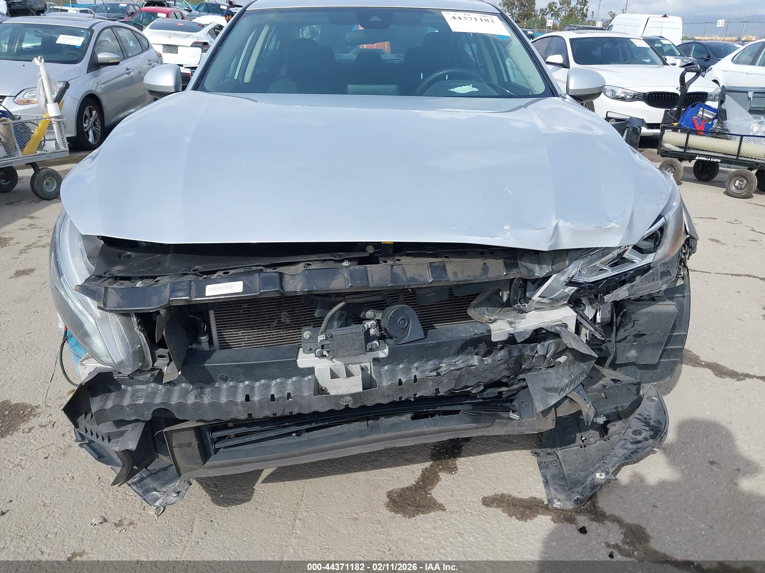 NISSAN ALTIMA image 6