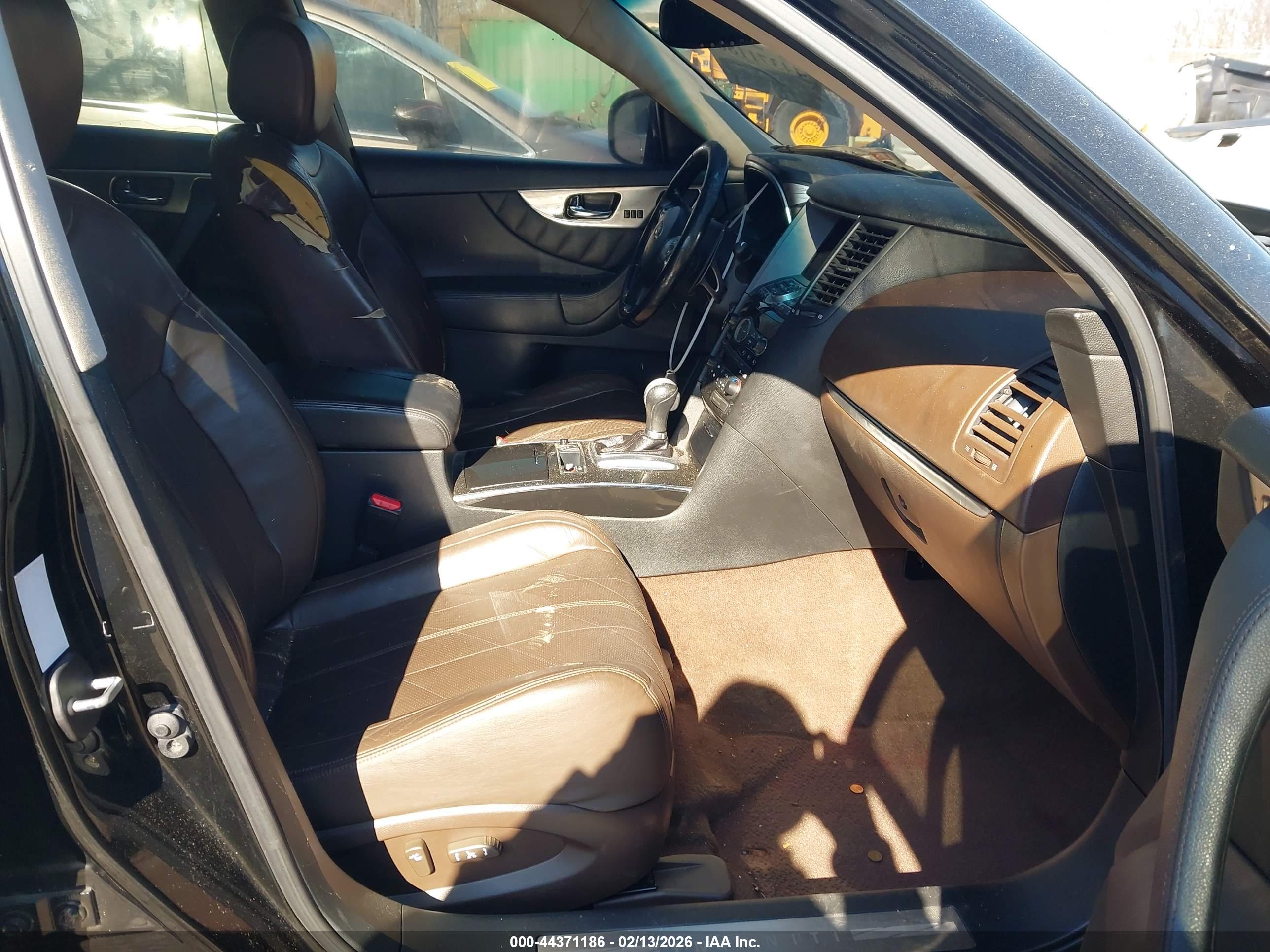 INFINITI FX35 image 5