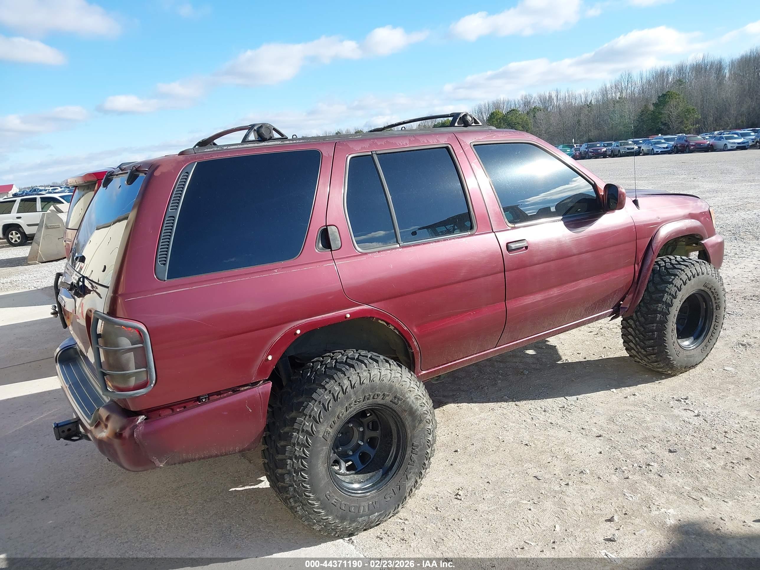 NISSAN PATHFINDER image 4