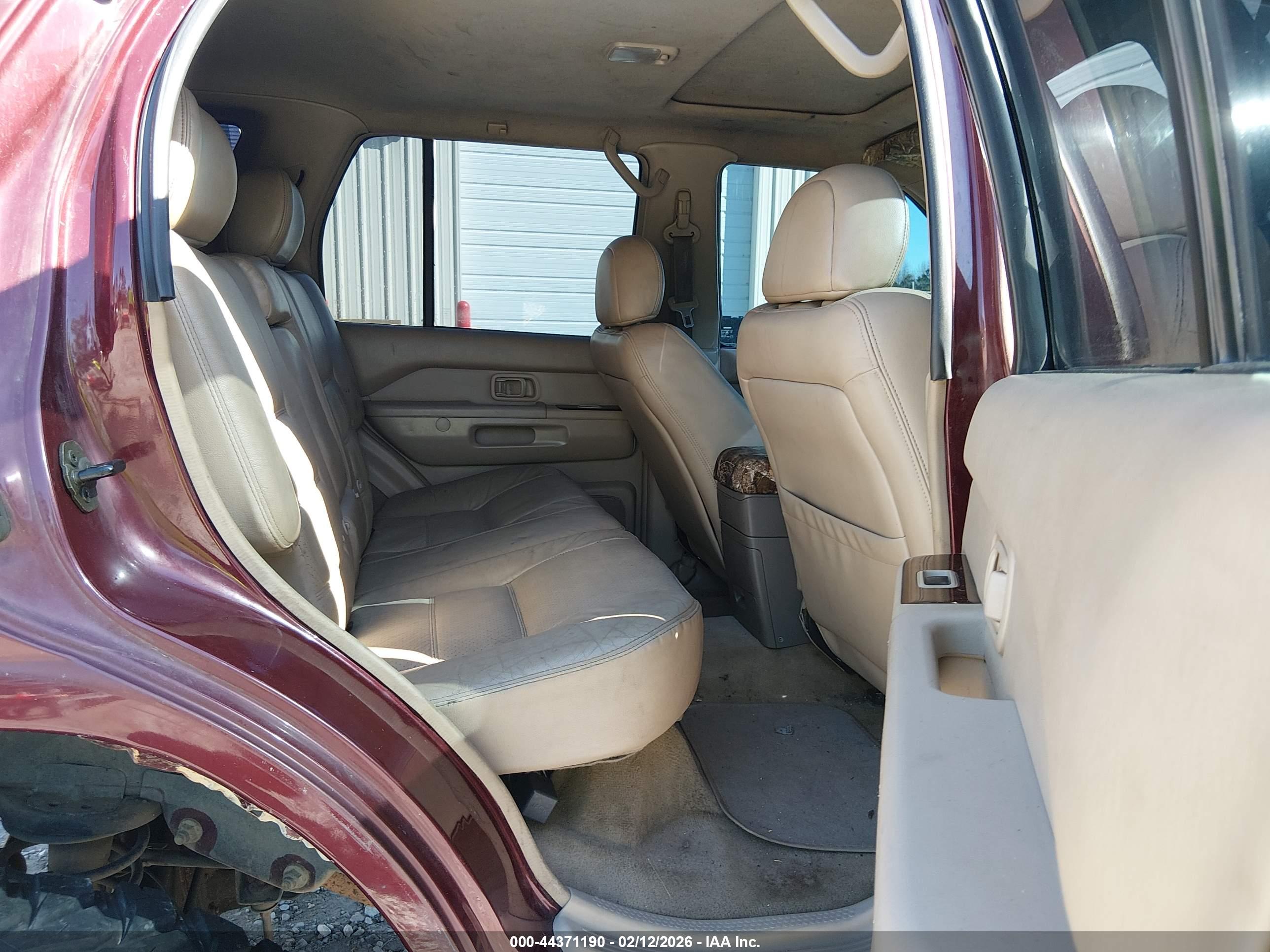 NISSAN PATHFINDER image 8