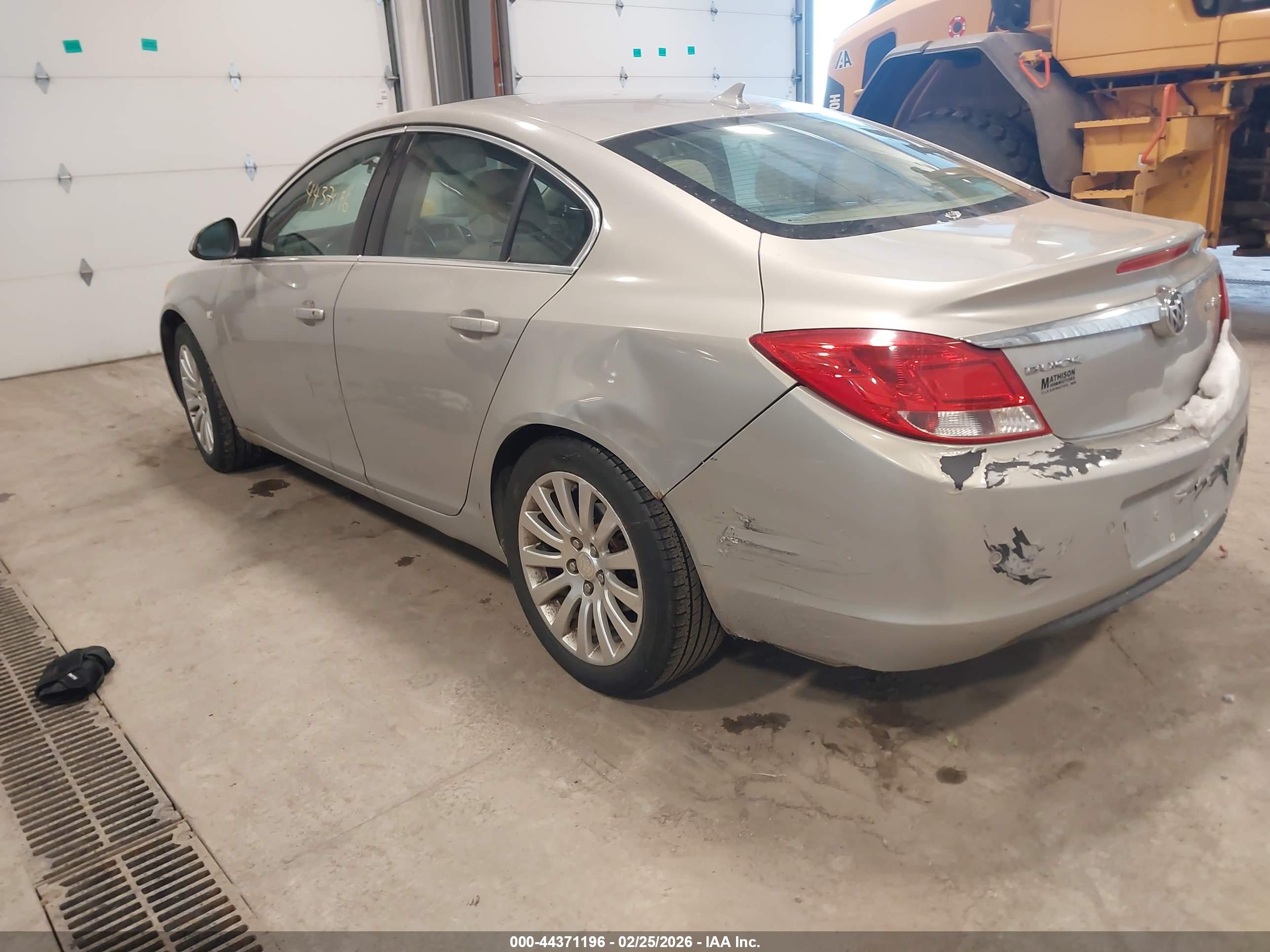 BUICK REGAL image 3