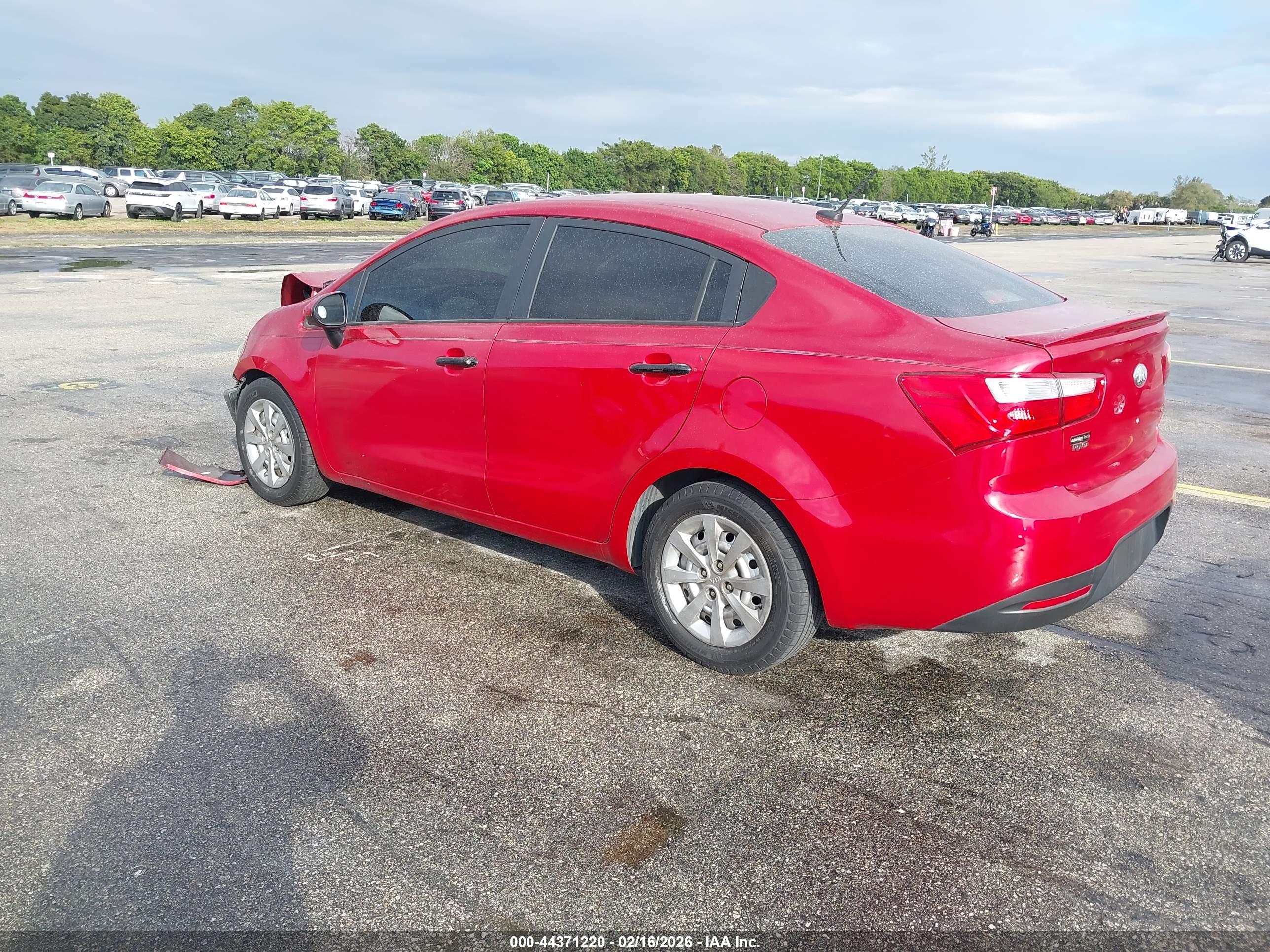 KIA RIO image 3