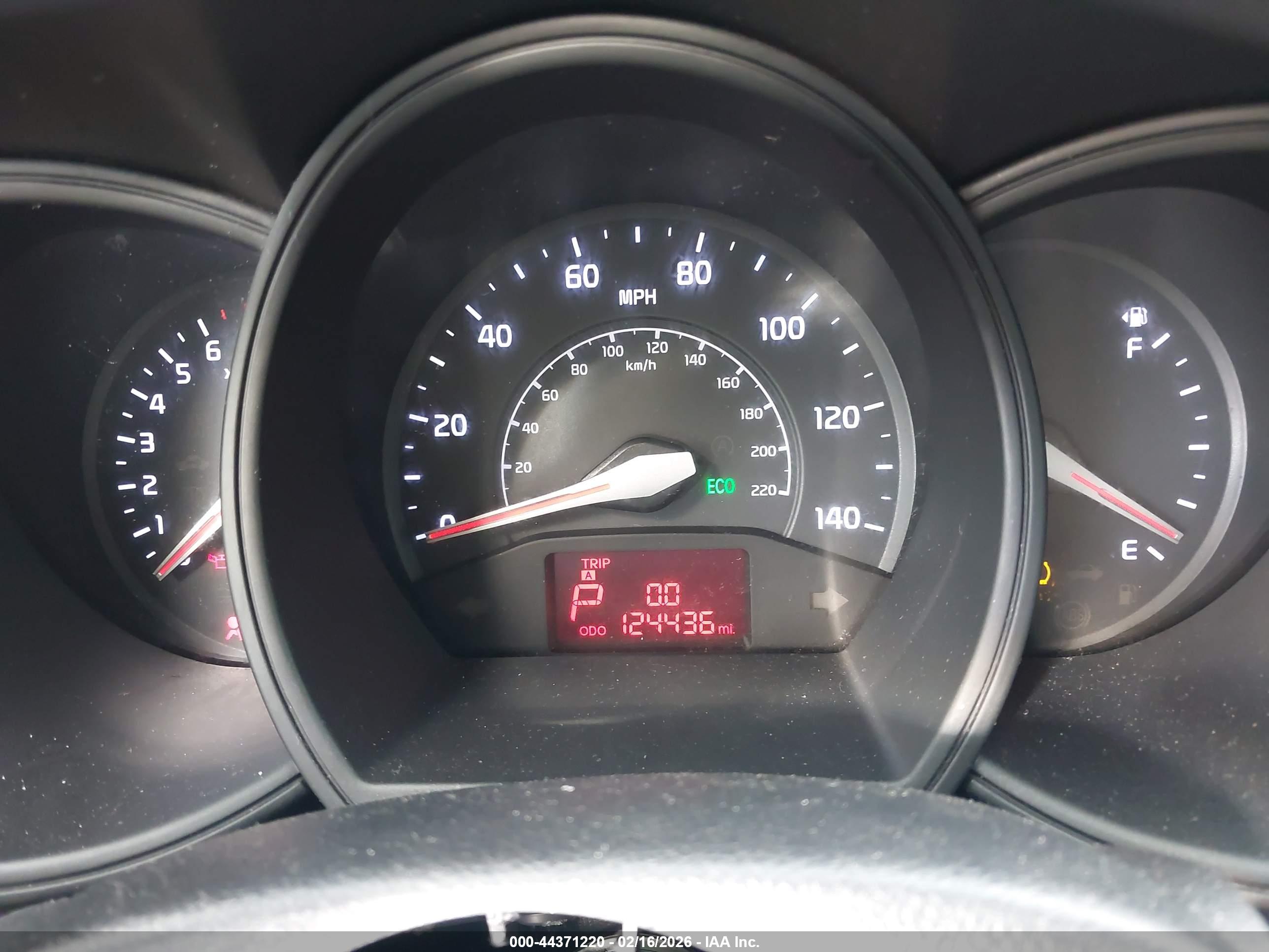 KIA RIO image 7