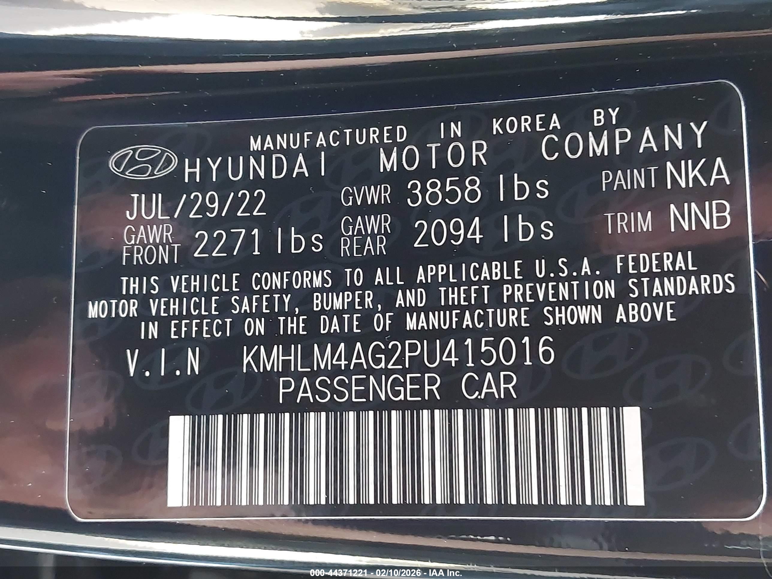 HYUNDAI ELANTRA image 9
