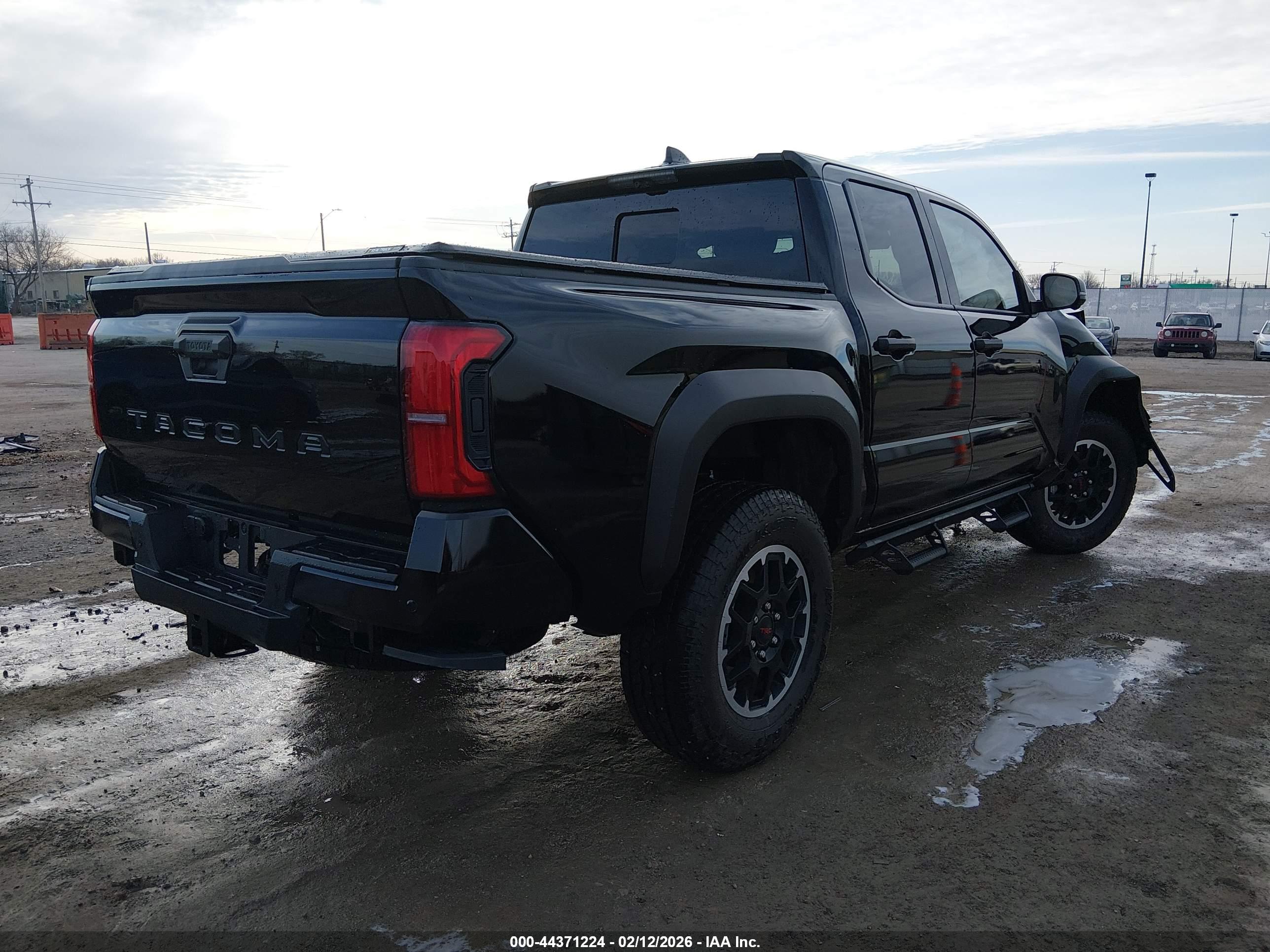 TOYOTA TACOMA image 4
