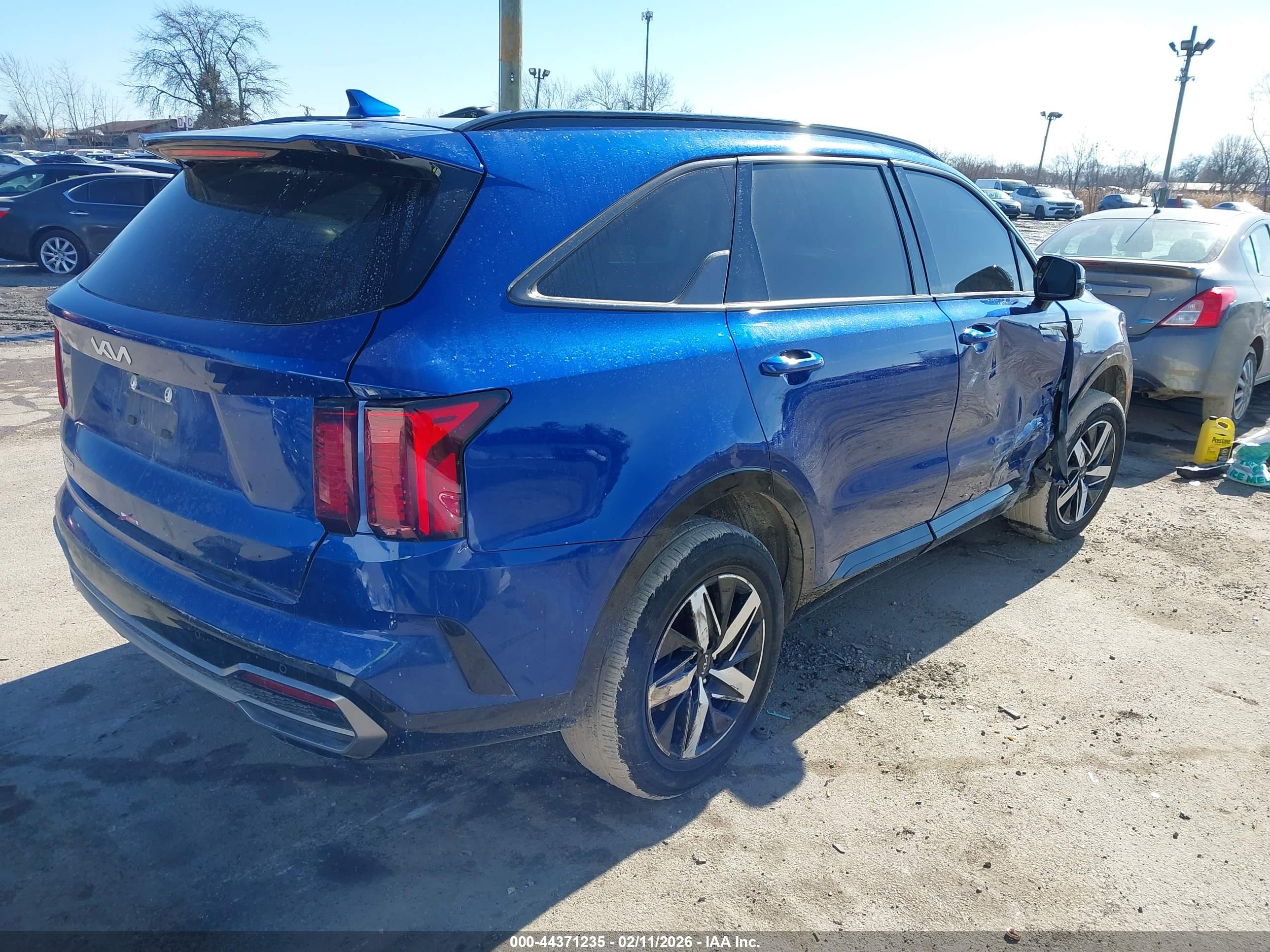 KIA SORENTO image 4