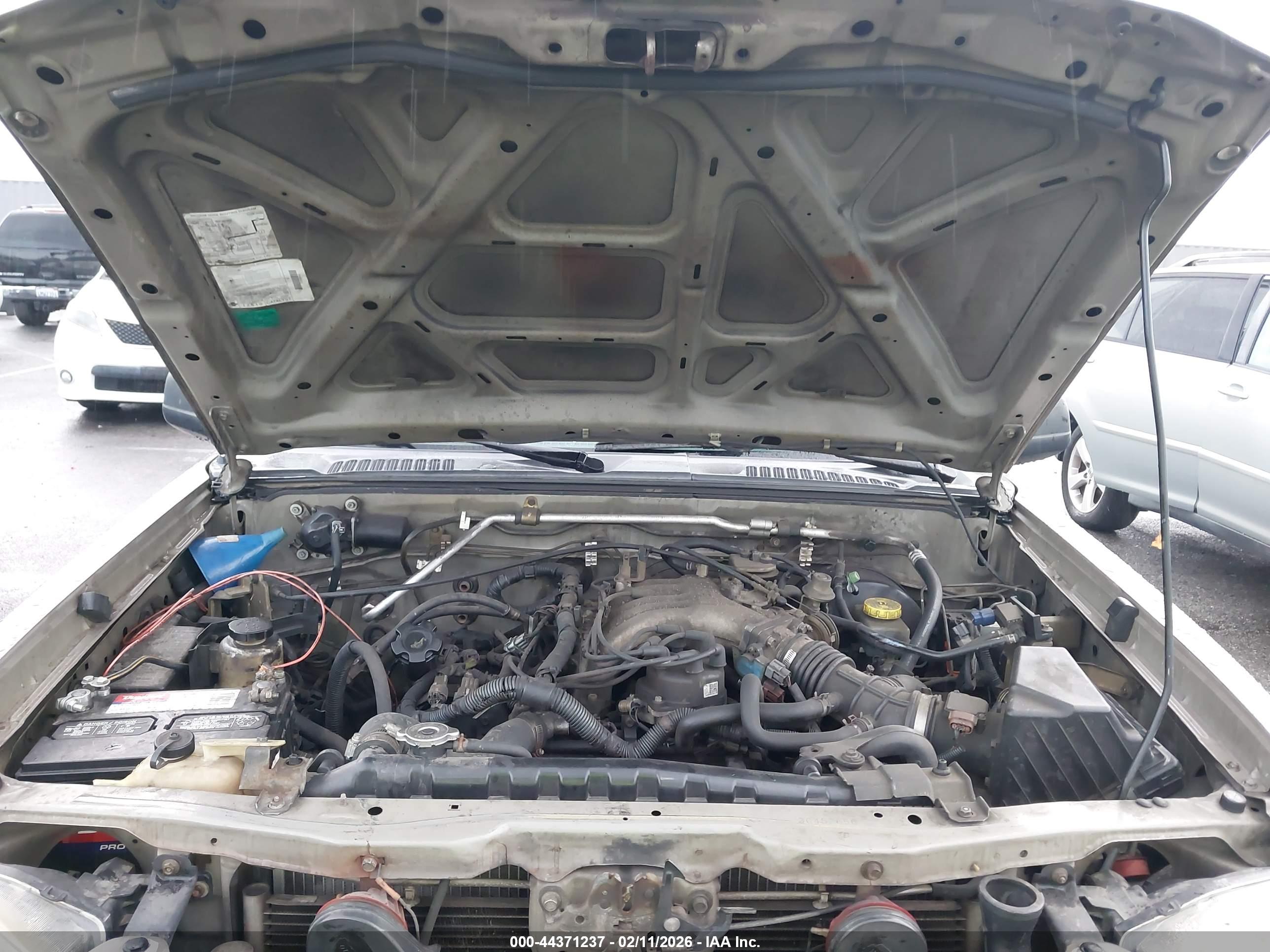 NISSAN FRONTIER image 10