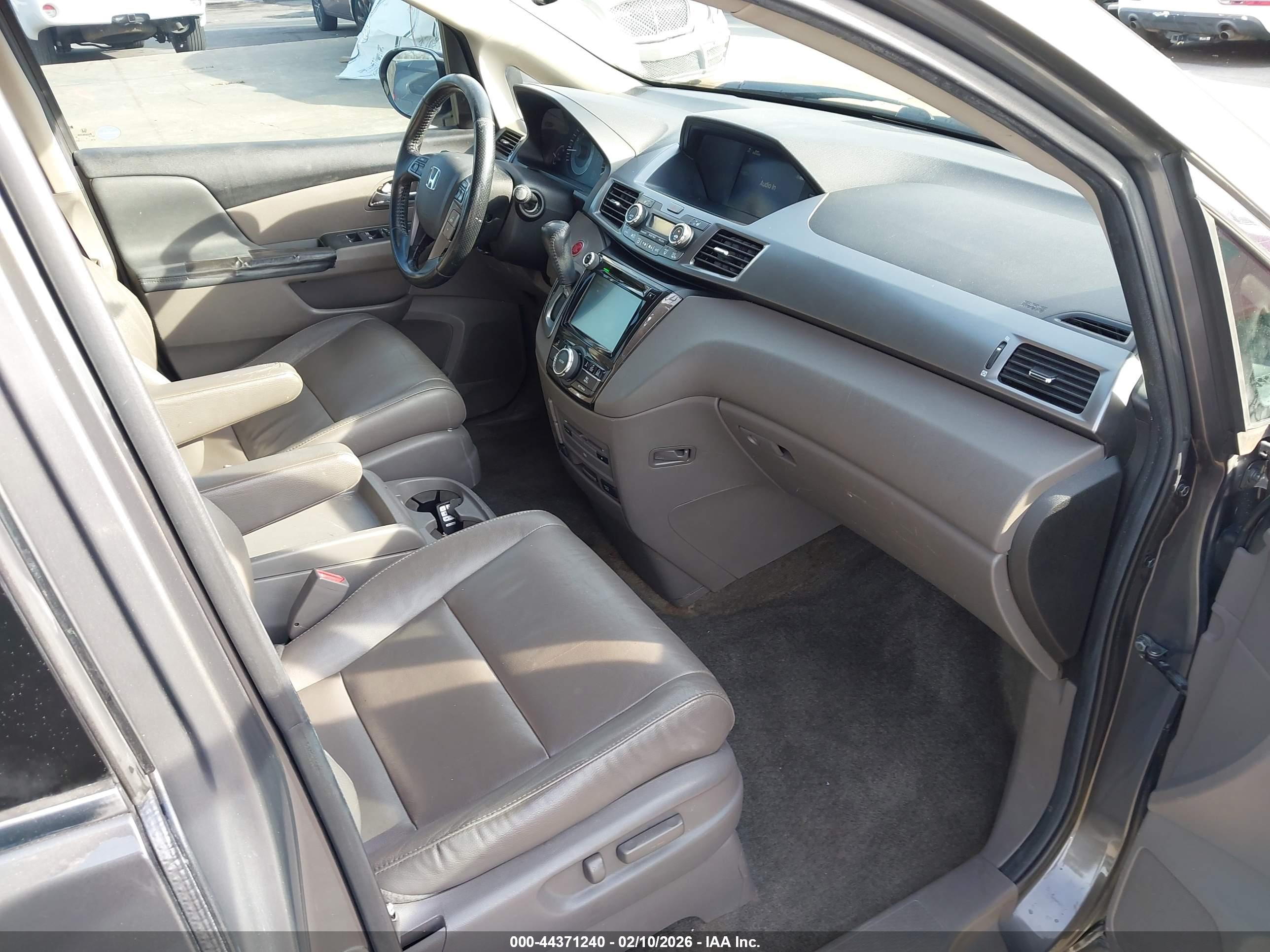 HONDA ODYSSEY image 5