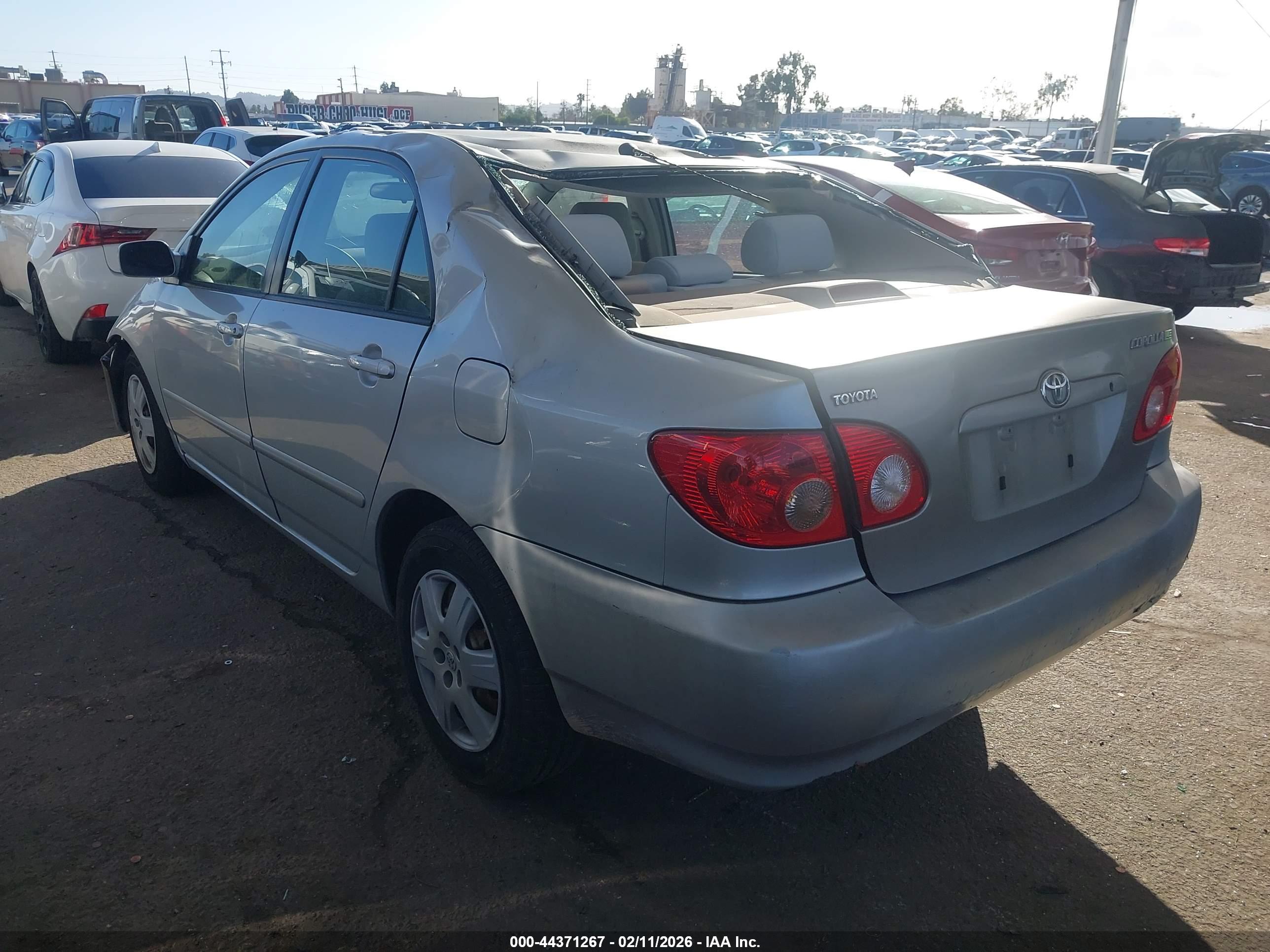 TOYOTA COROLLA image 3