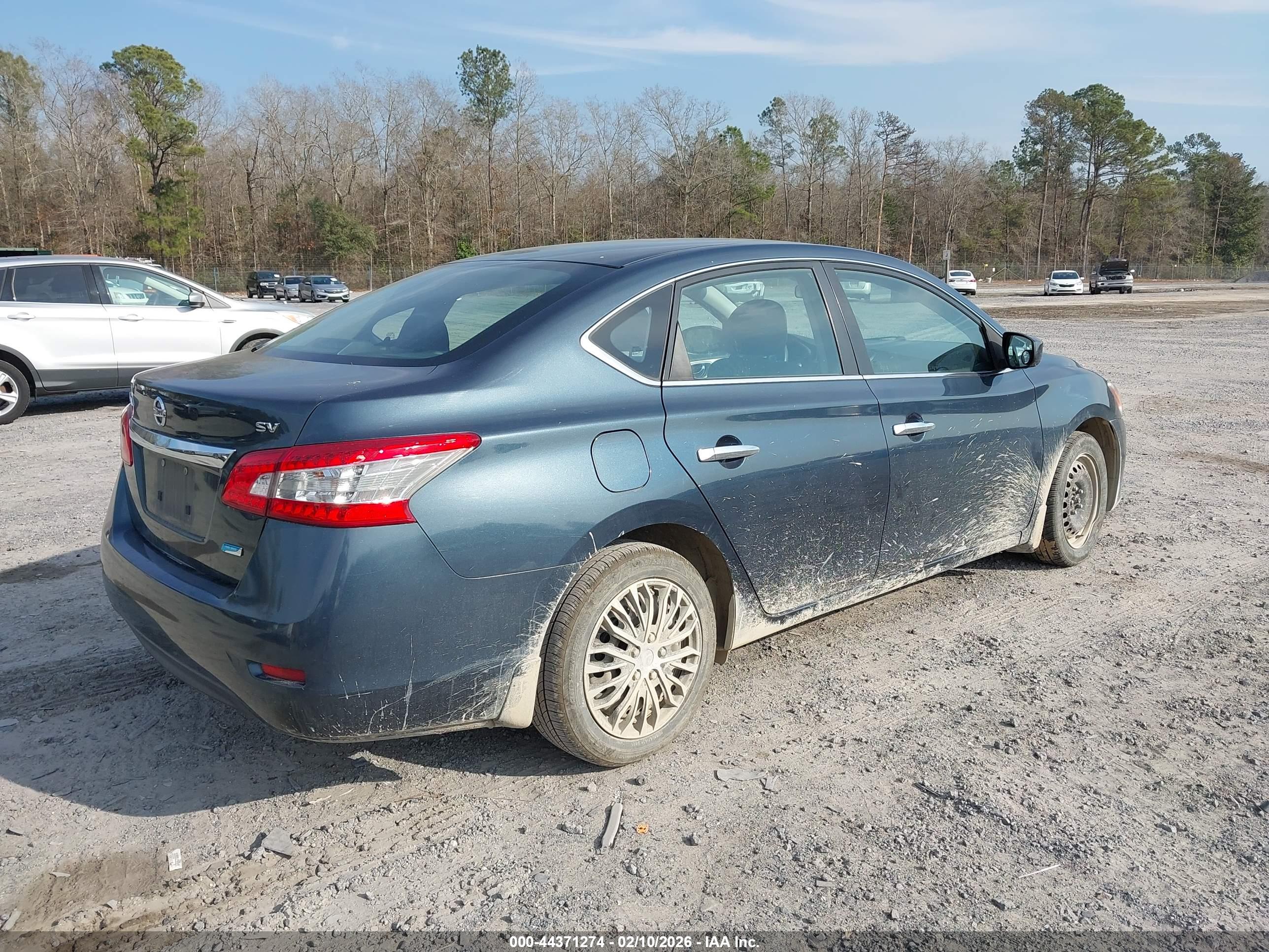 NISSAN SENTRA image 4