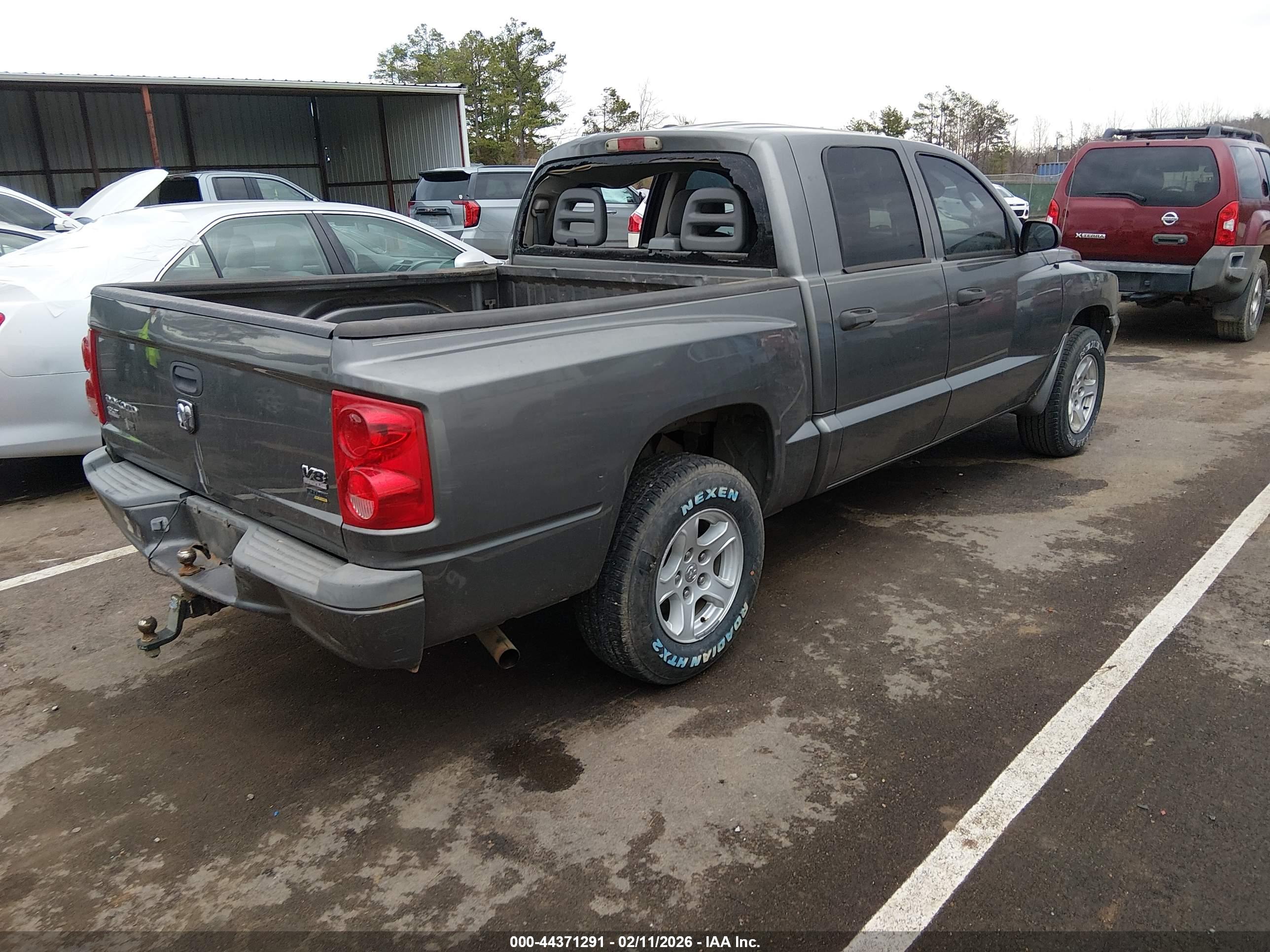 DODGE DAKOTA image 4