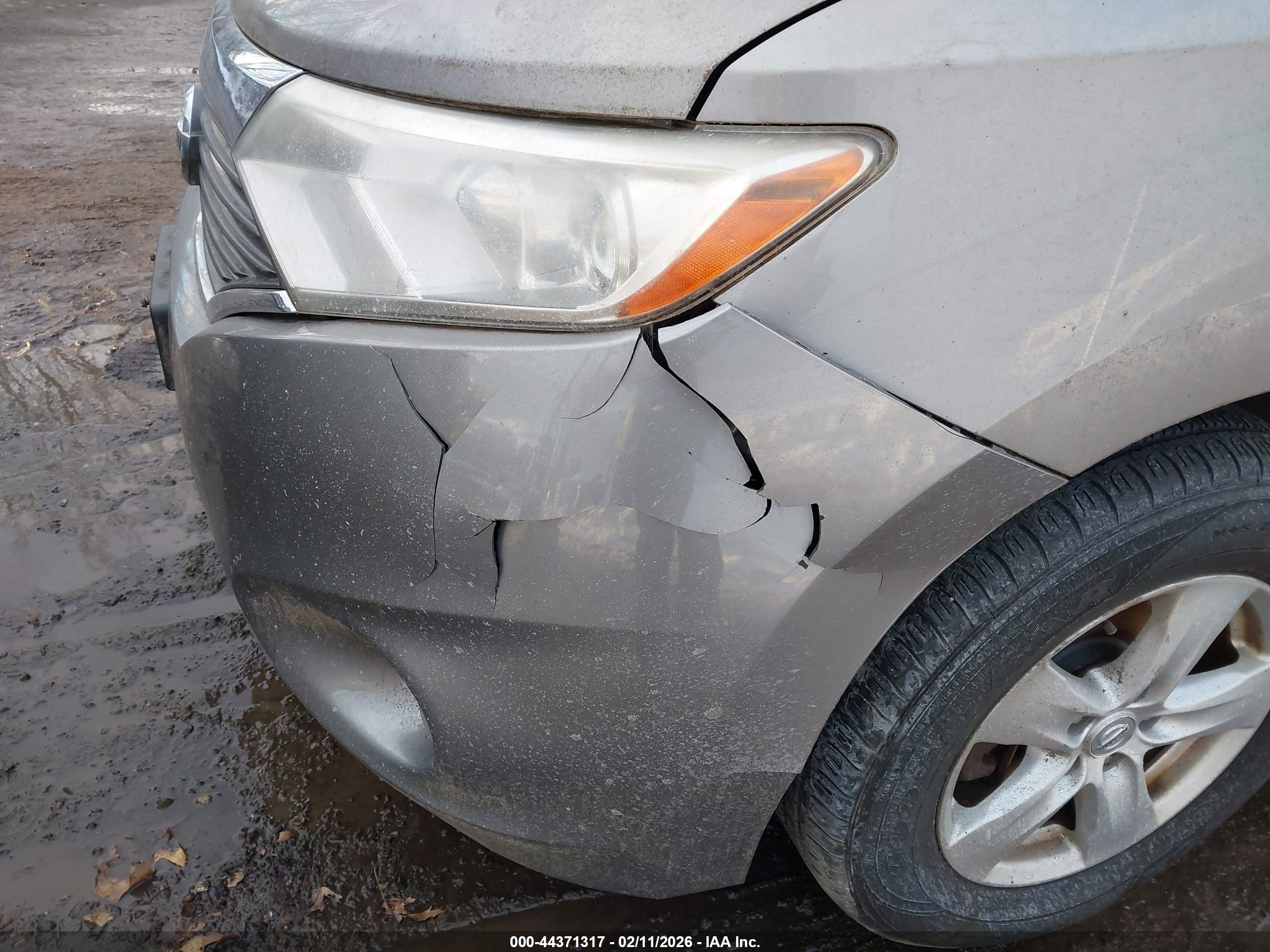 NISSAN QUEST image 6