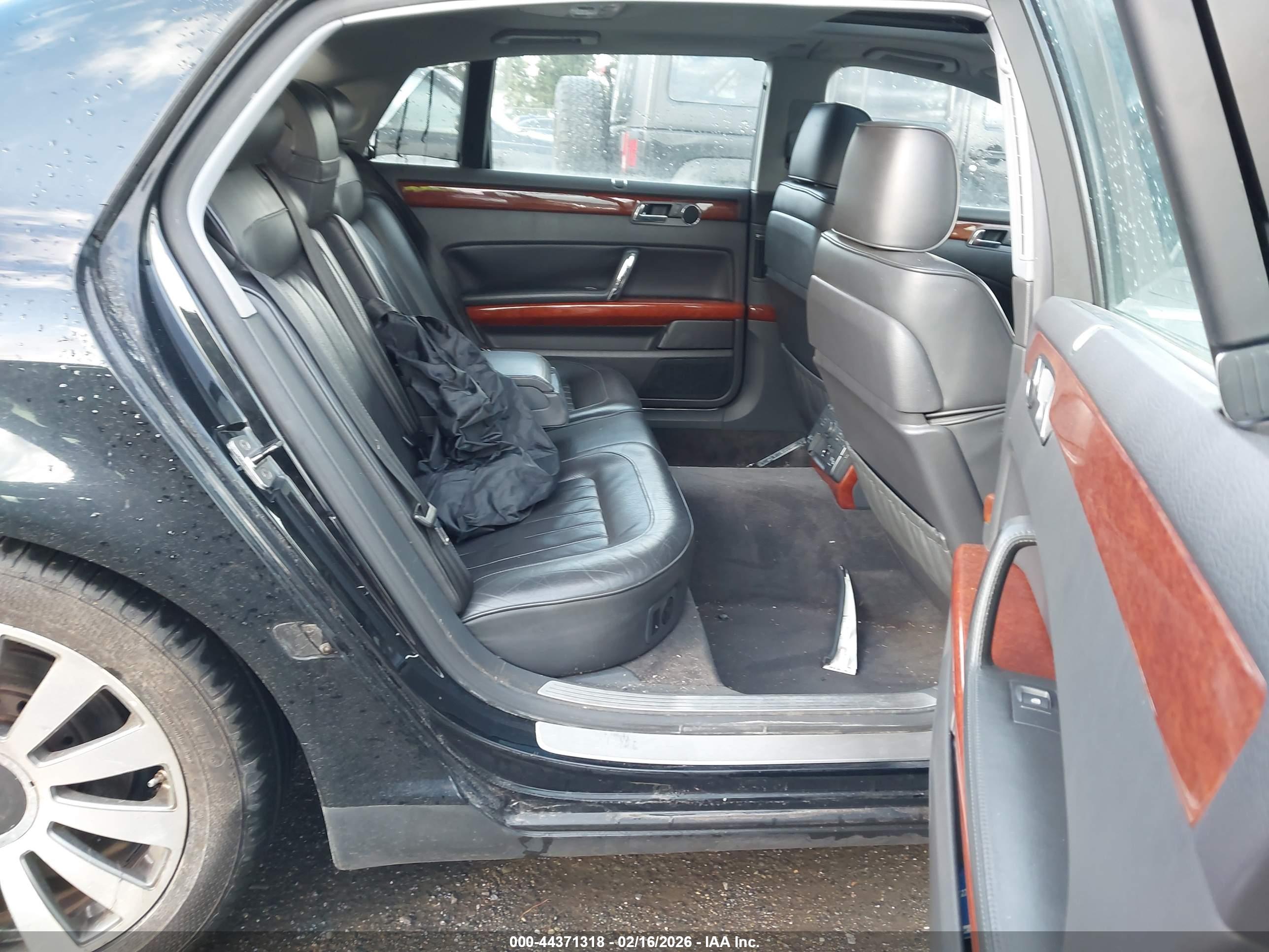 VOLKSWAGEN PHAETON image 8
