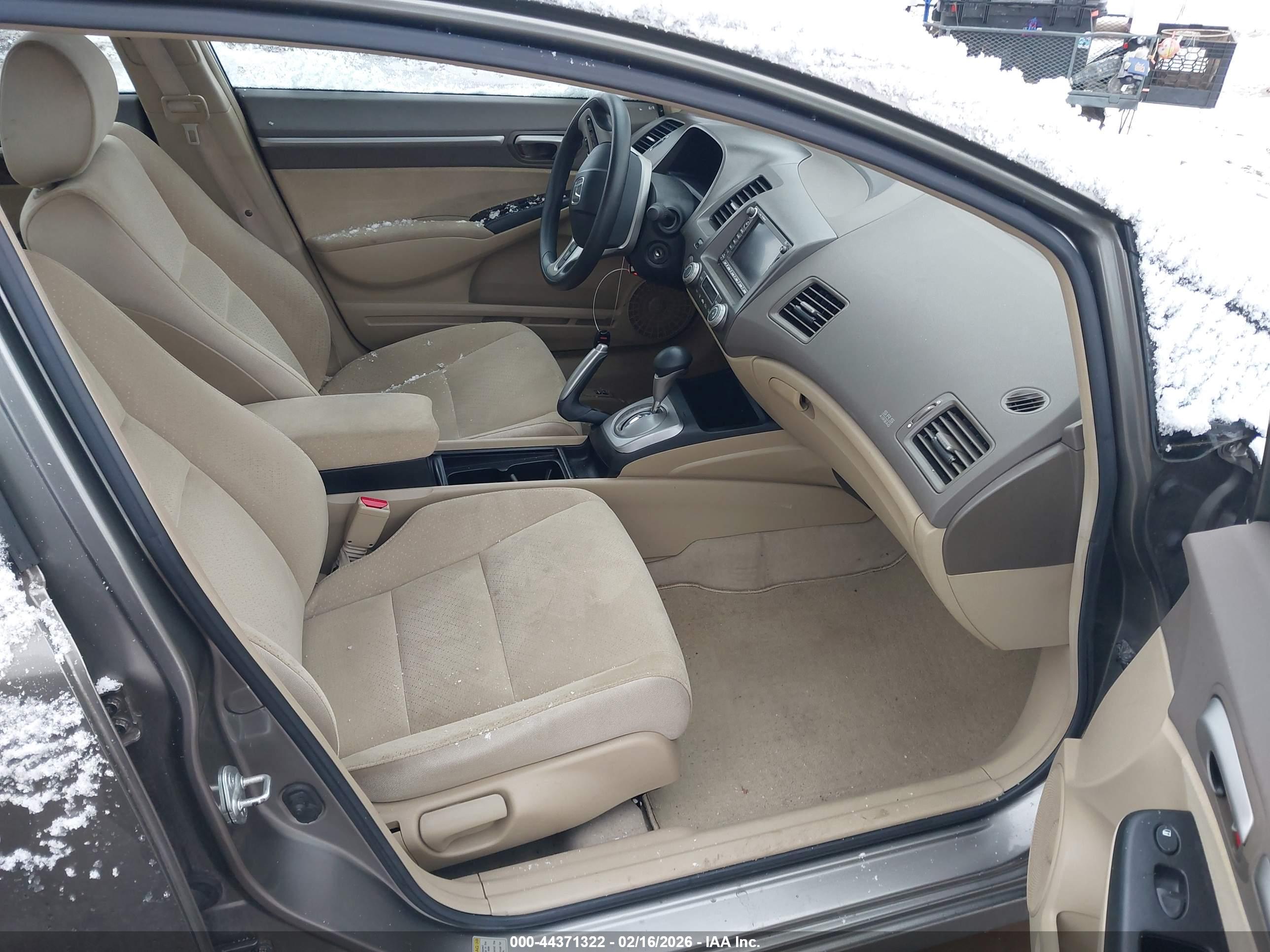 HONDA CIVIC image 5