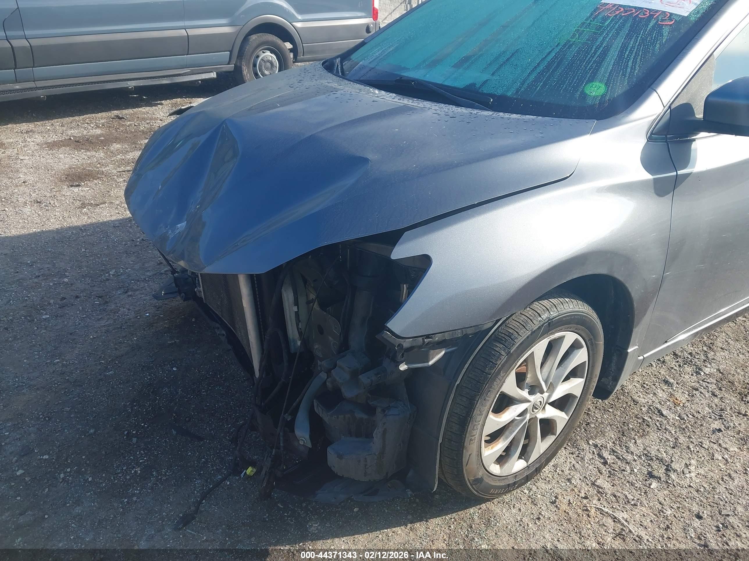 NISSAN SENTRA image 6