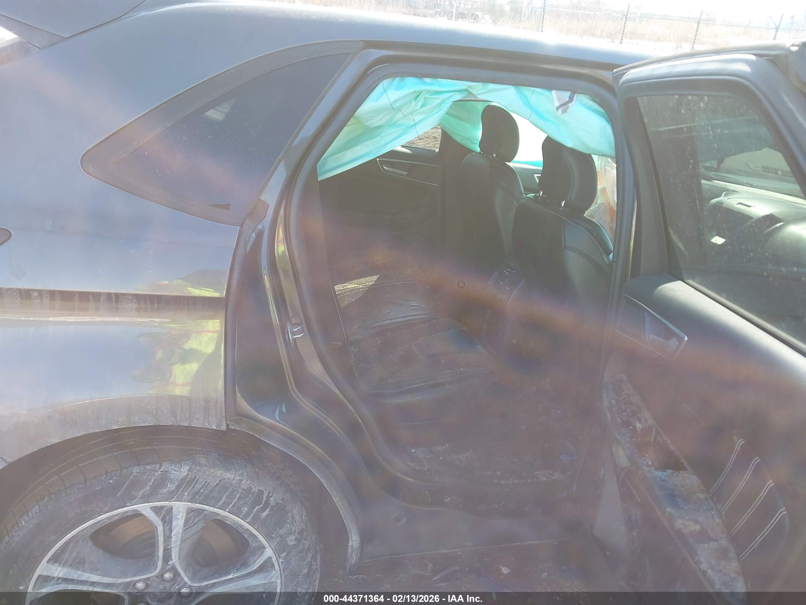 FORD EDGE image 8