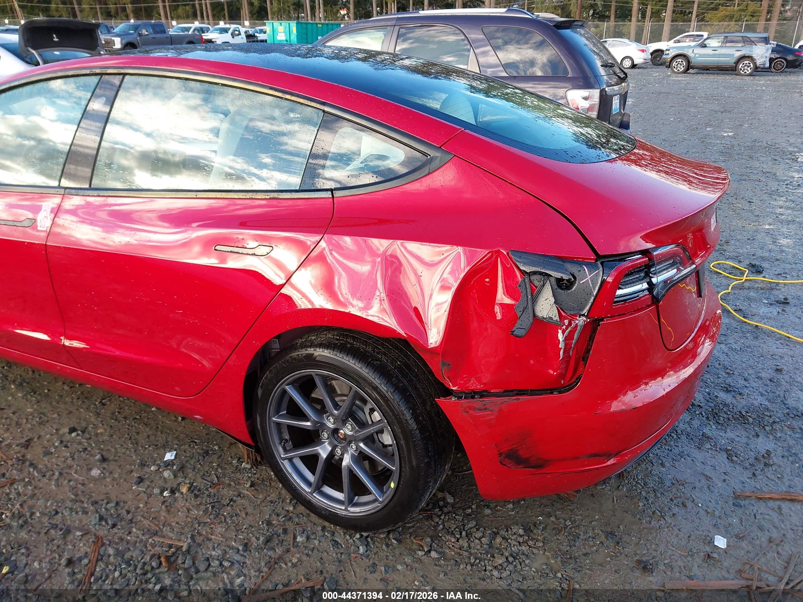 TESLA MODEL image 6