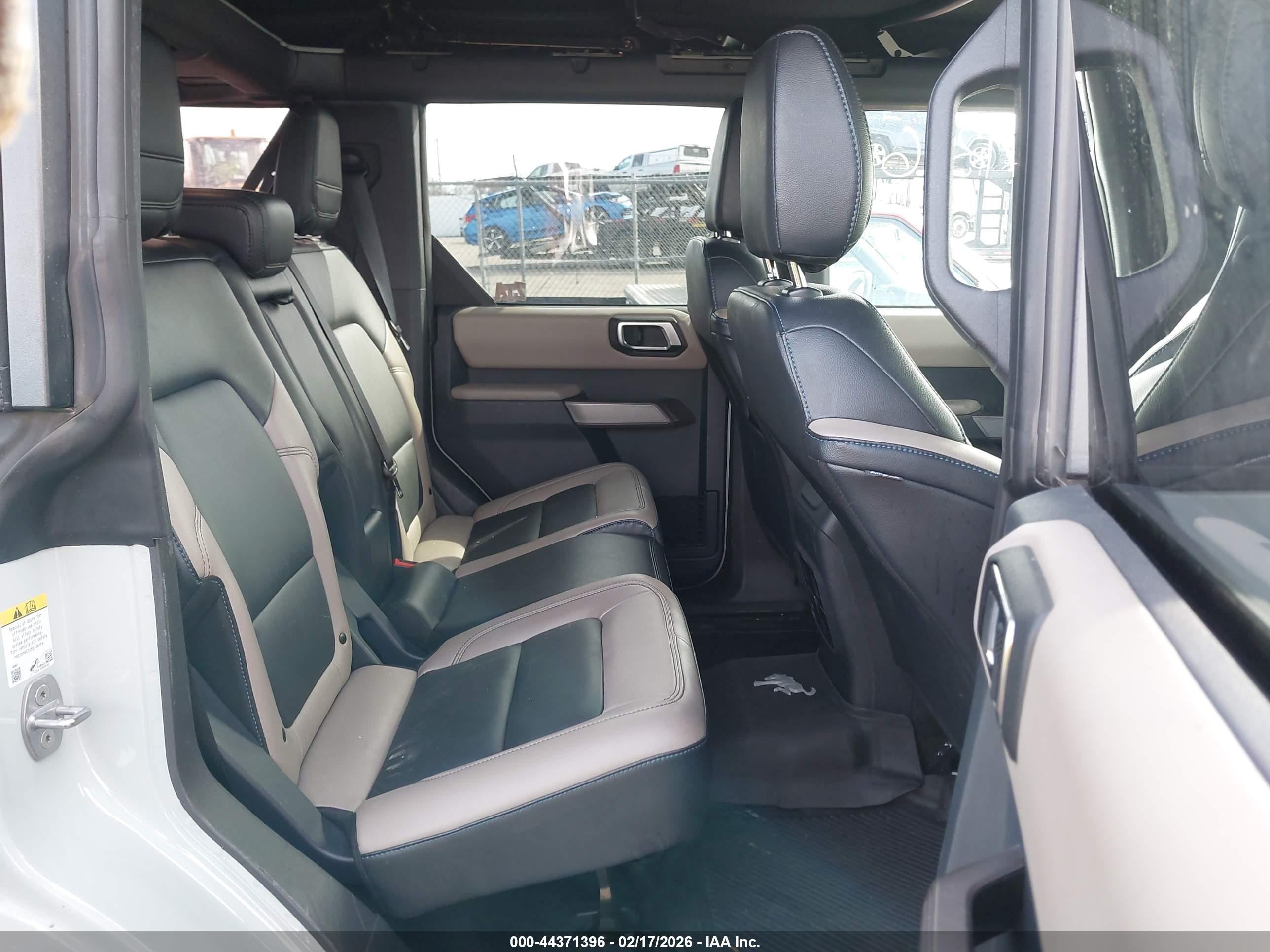FORD BRONCO image 8