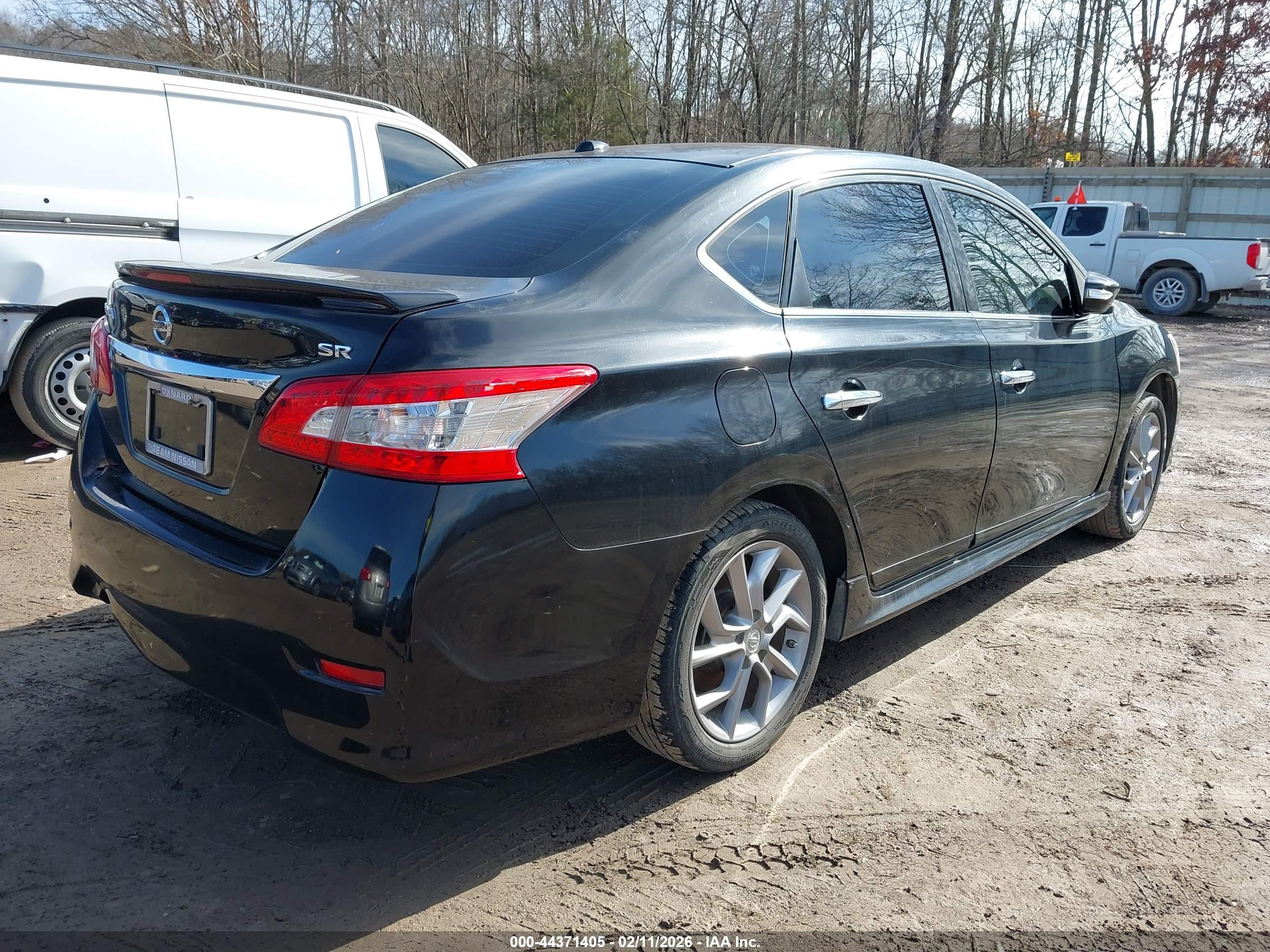 NISSAN SENTRA image 4