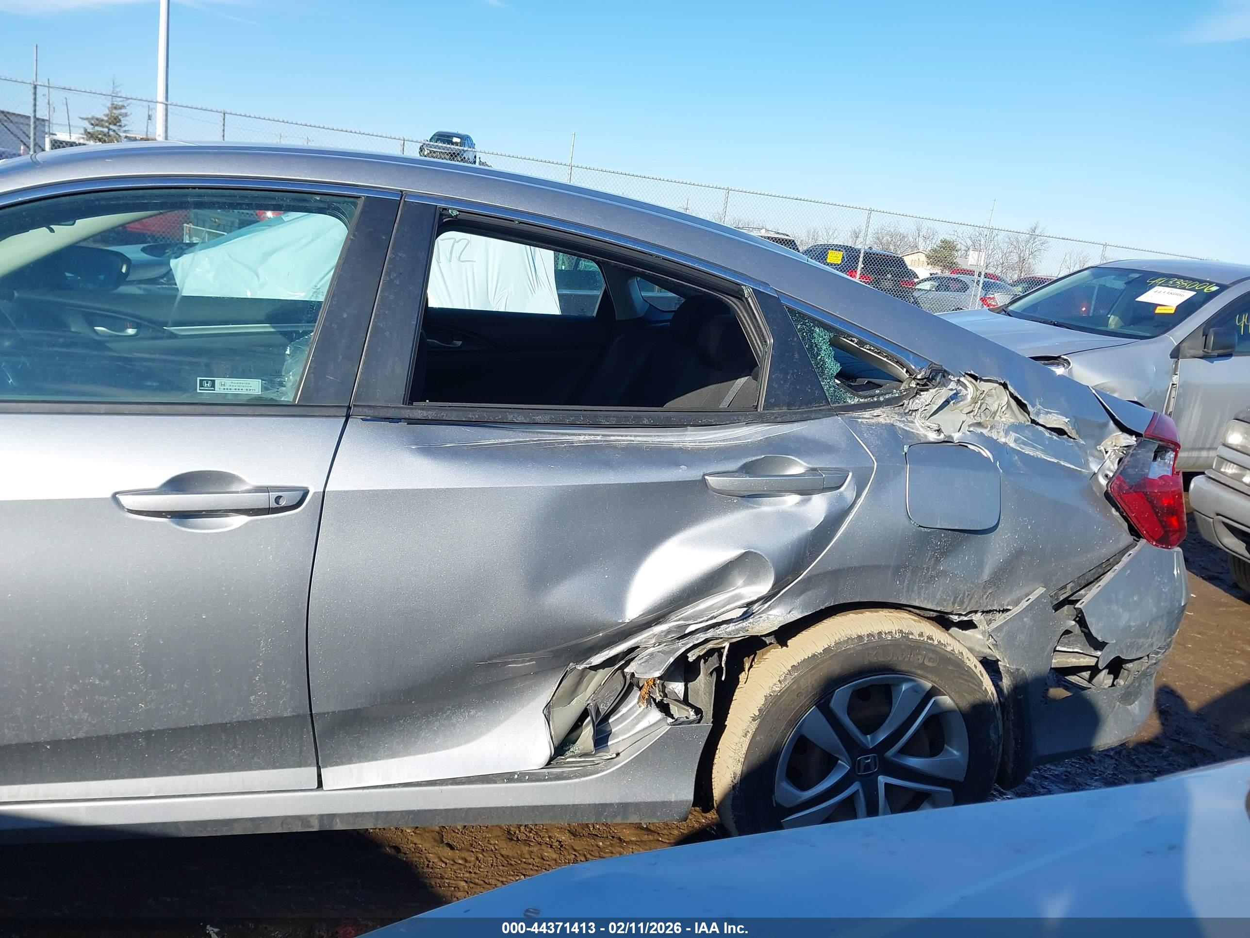 HONDA CIVIC image 6