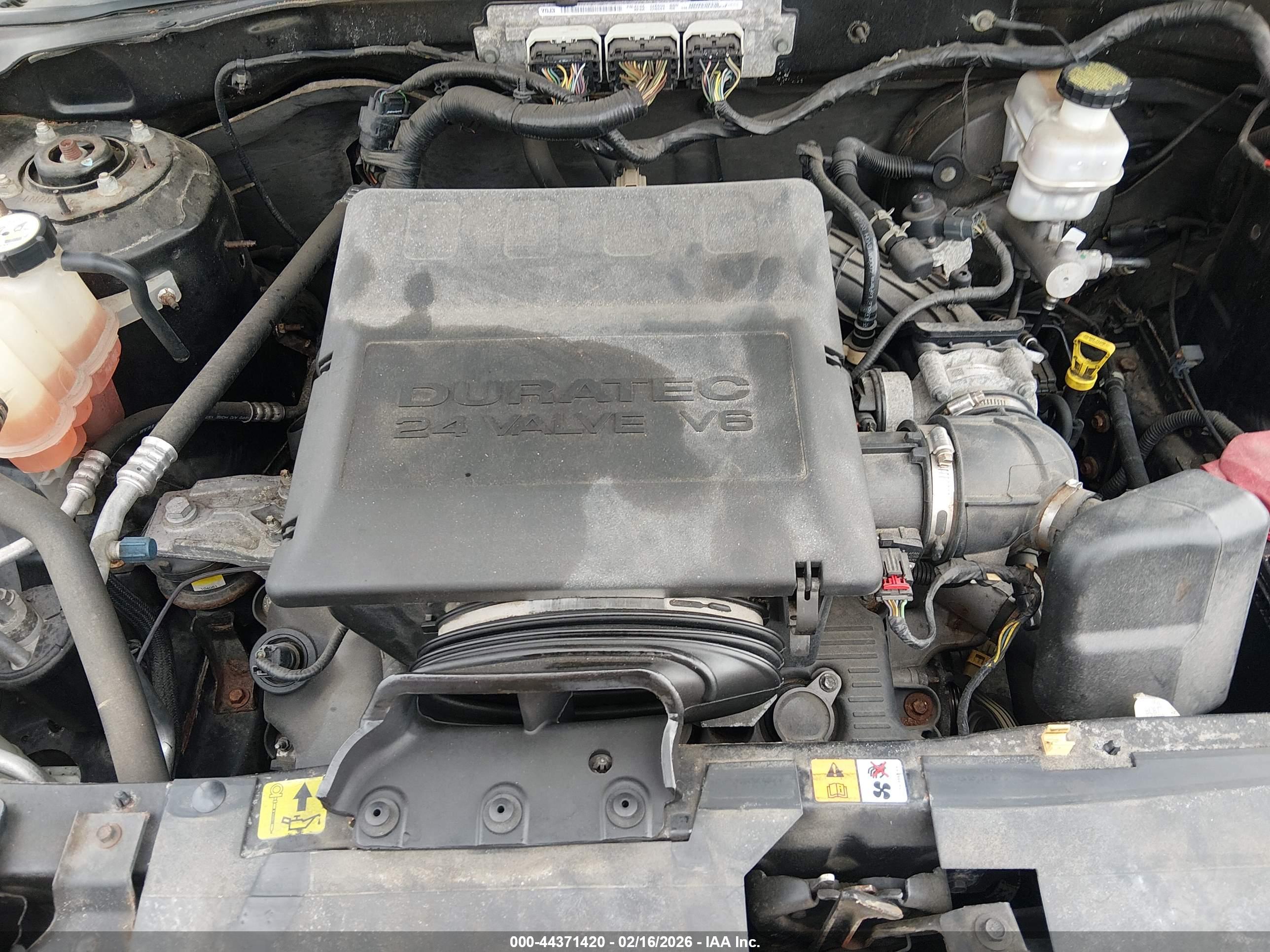 FORD ESCAPE image 10