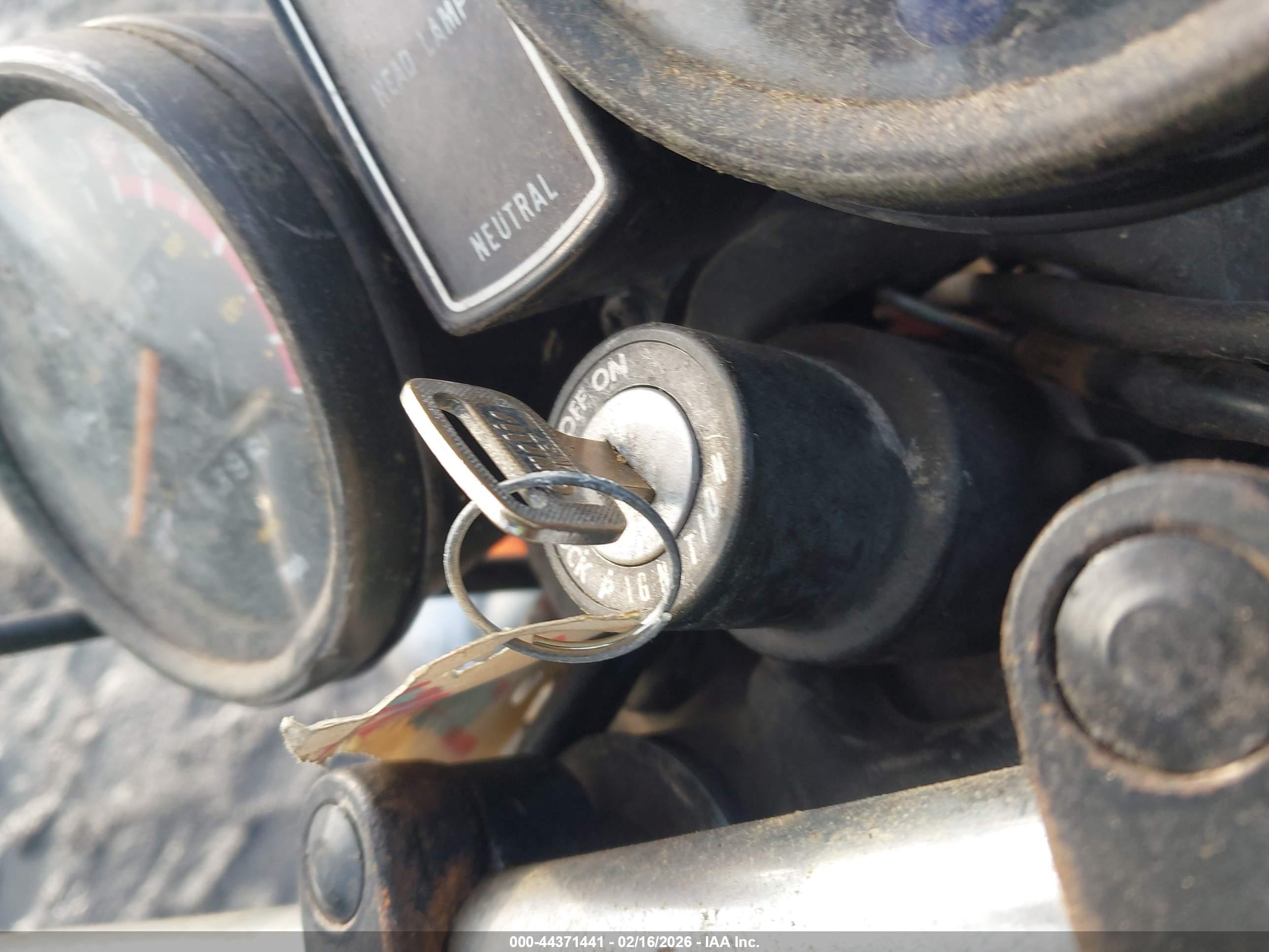 YAMAHA 750 image 11