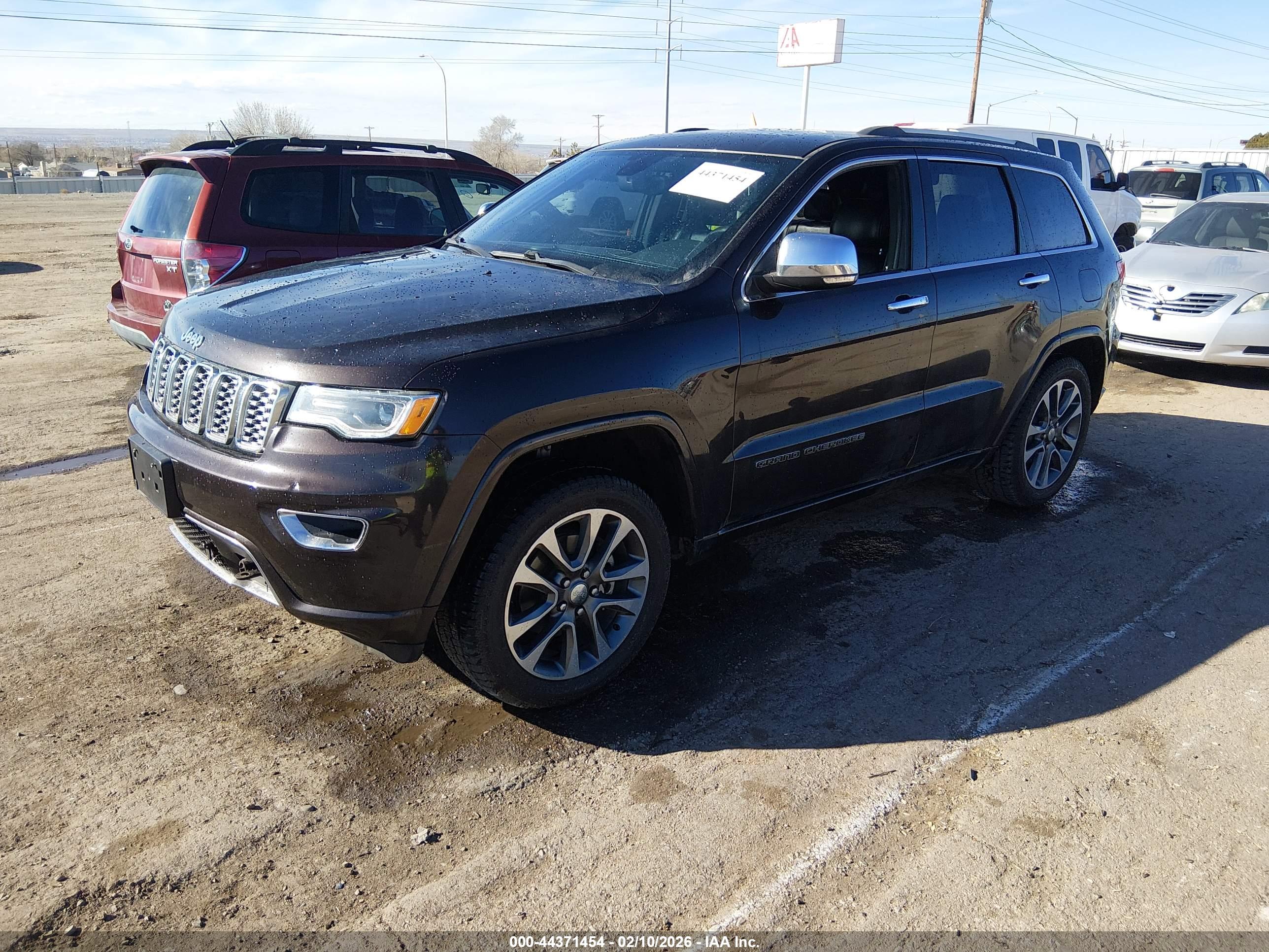 JEEP GRAND image 2