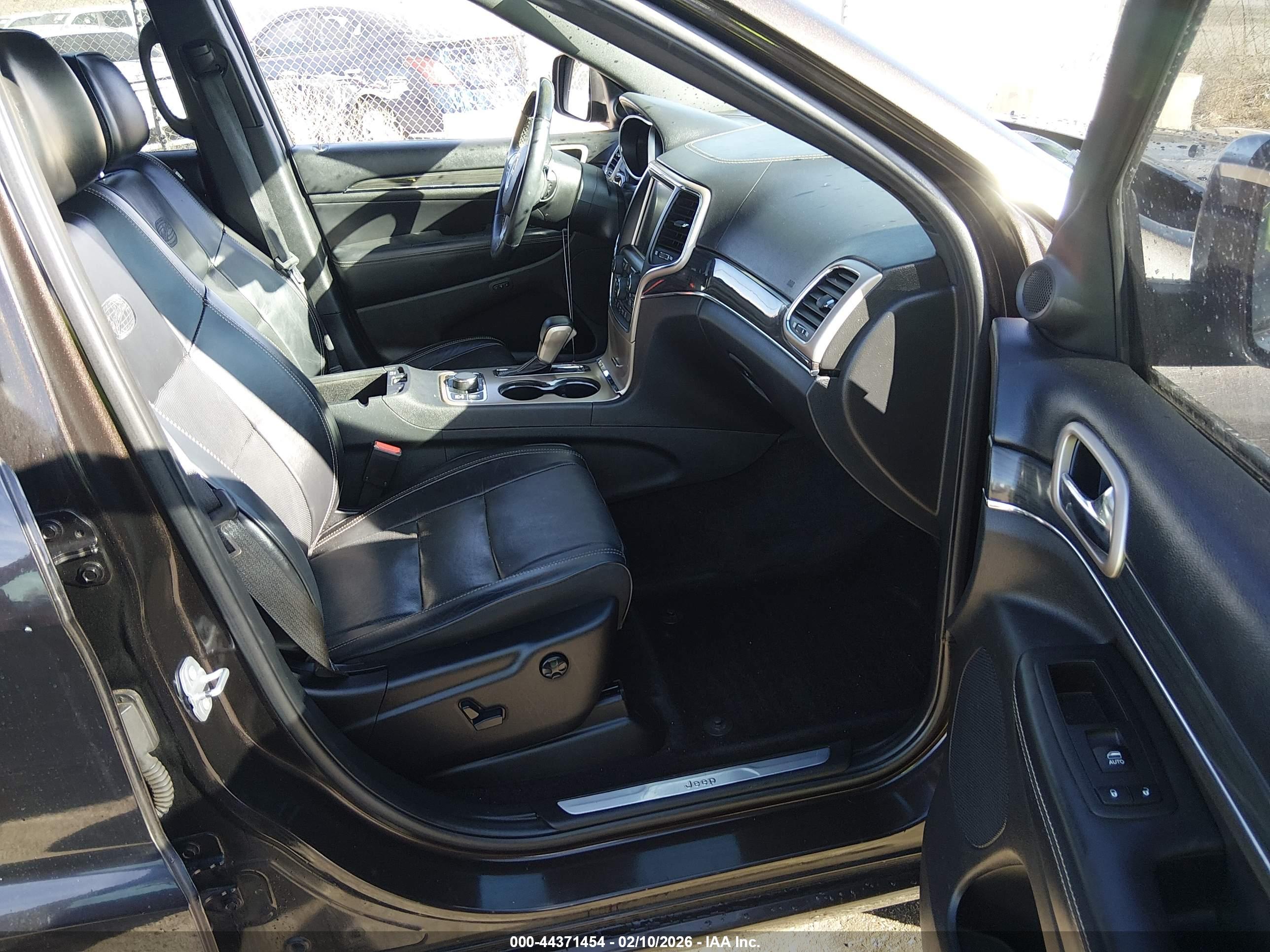 JEEP GRAND image 5
