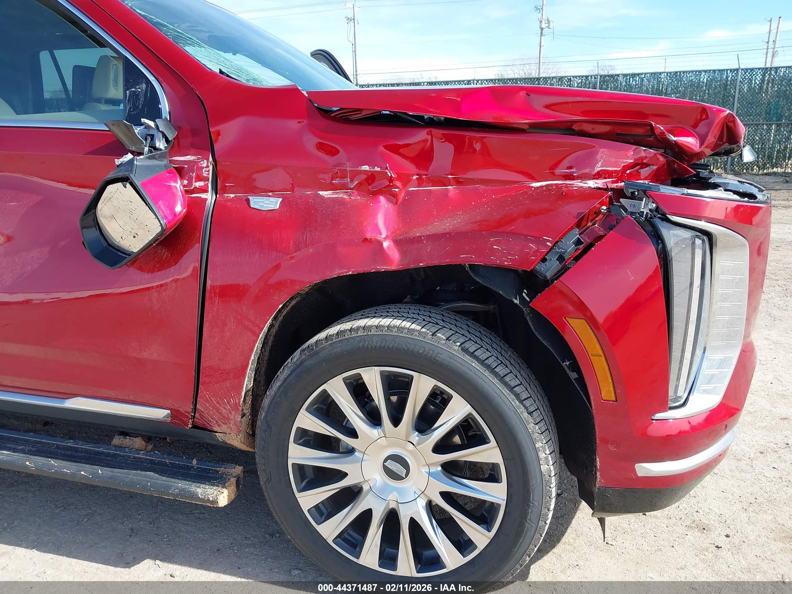 CADILLAC ESCALADE image 6
