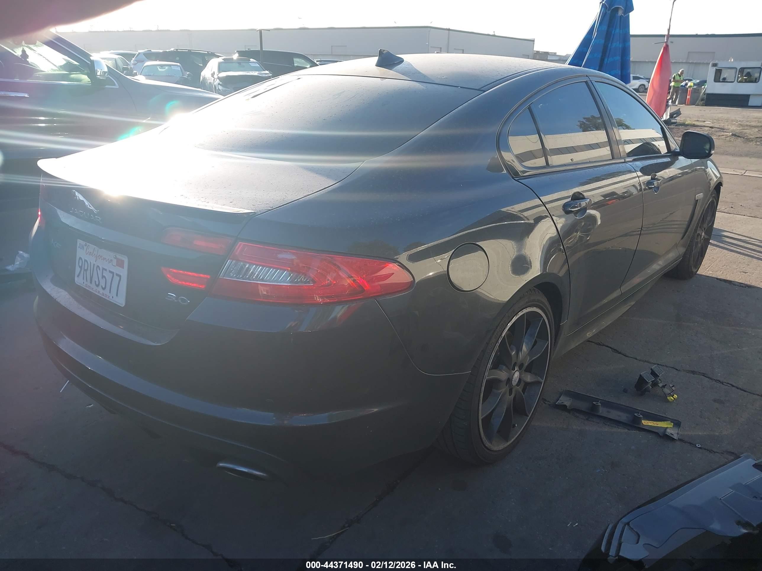 JAGUAR XF image 4