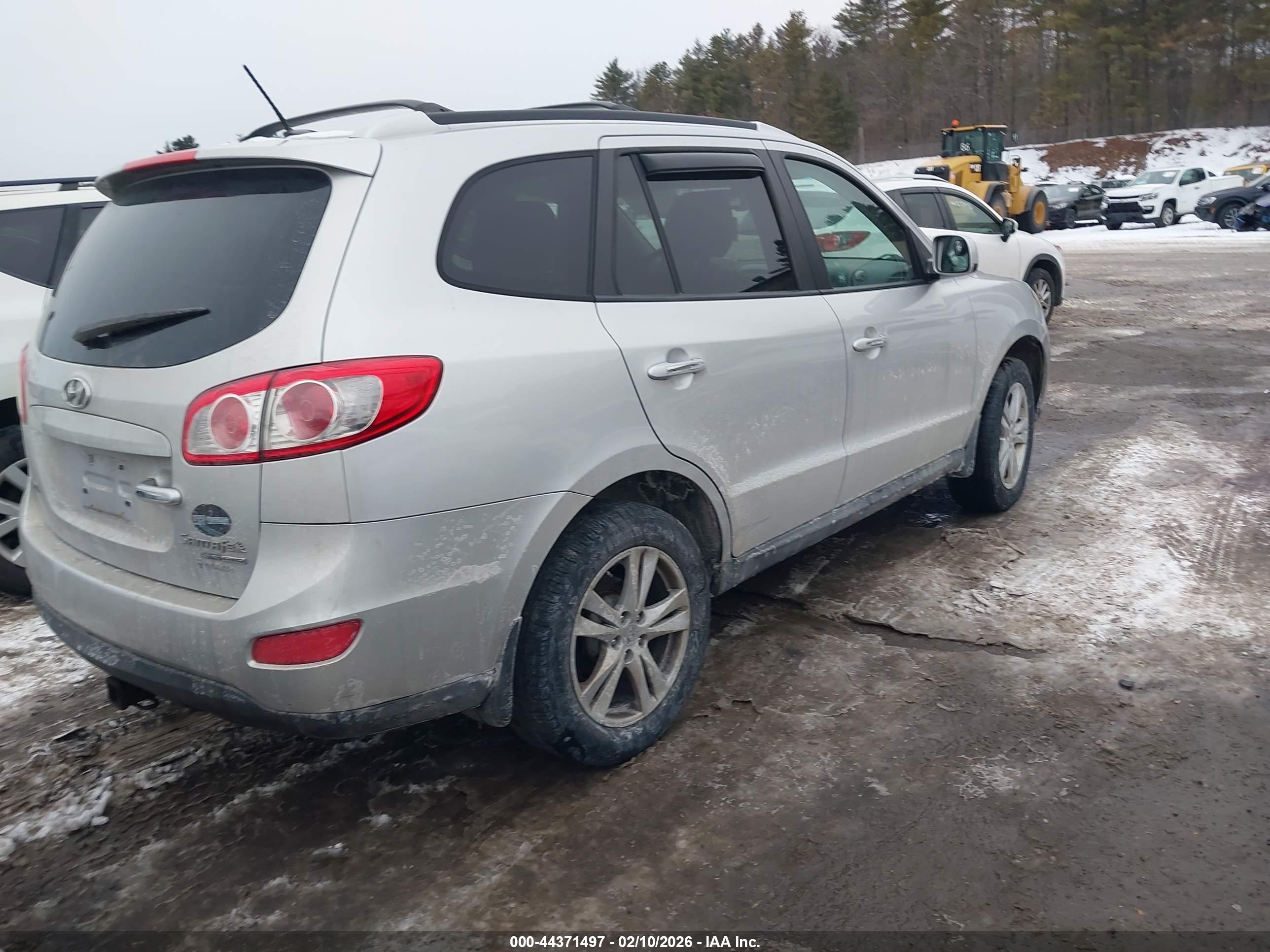 HYUNDAI SANTA image 4