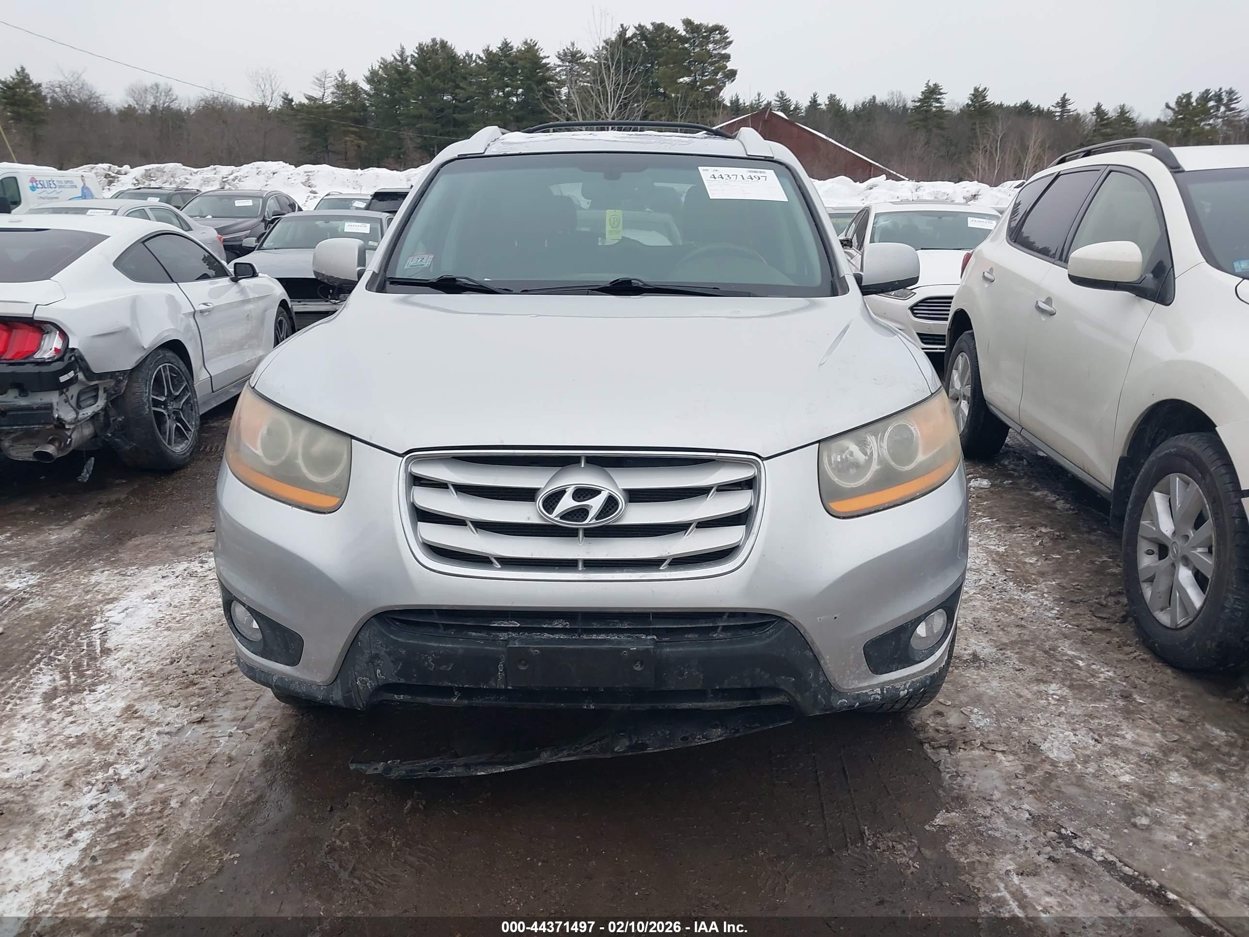 HYUNDAI SANTA image 6