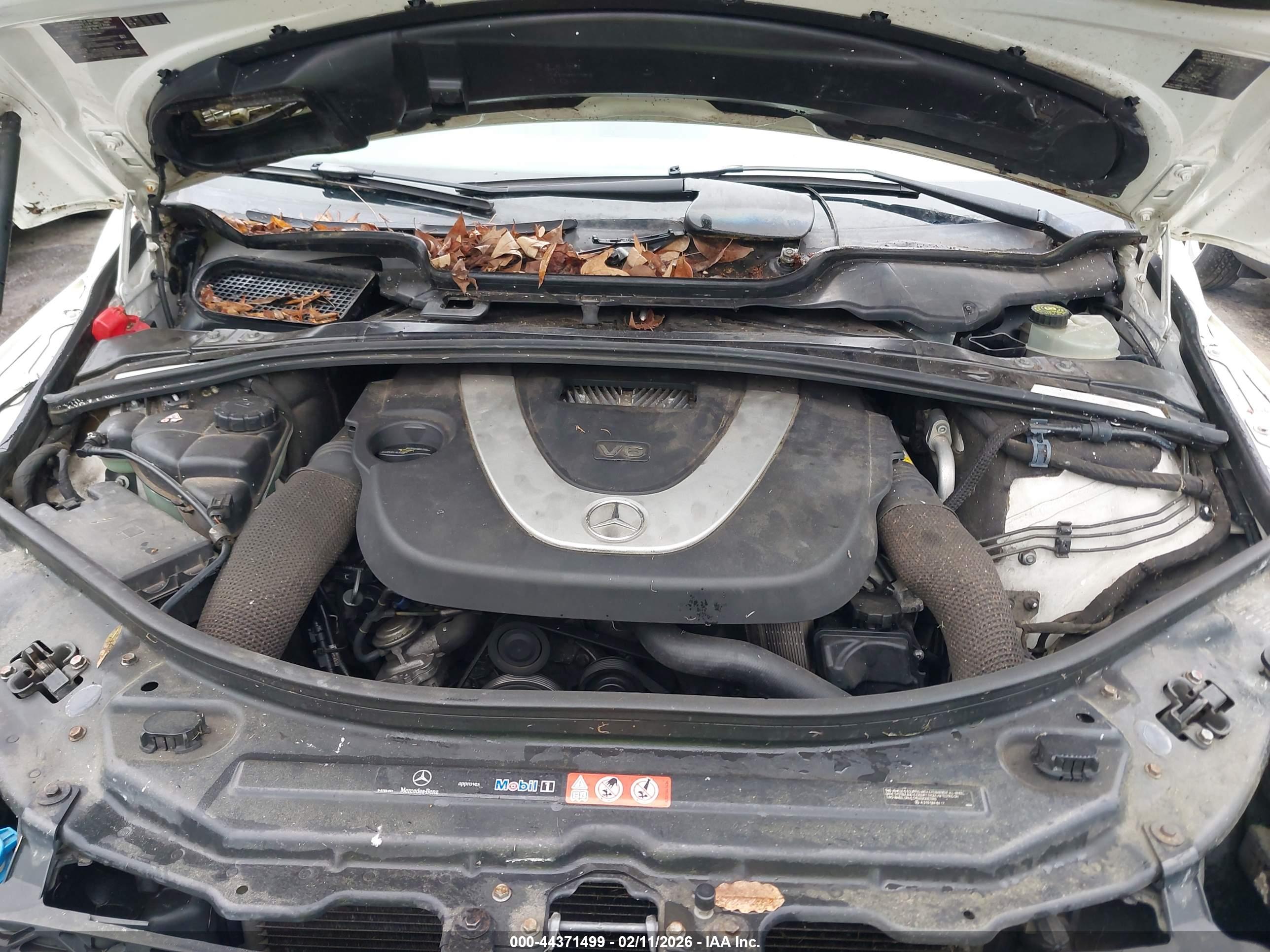 MERCEDES-BENZ R image 10