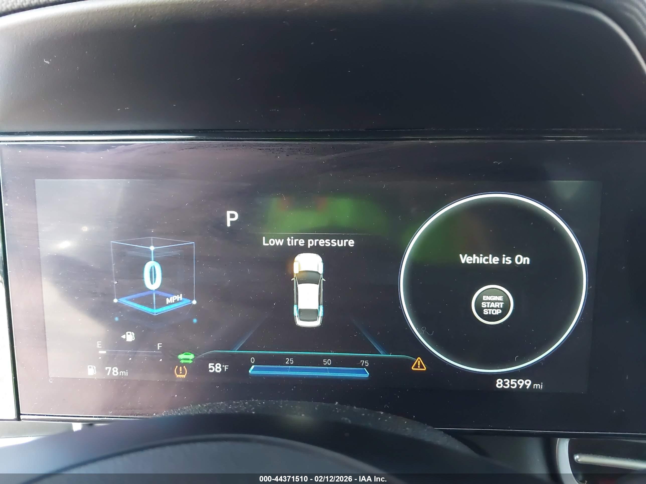 HYUNDAI ELANTRA image 7