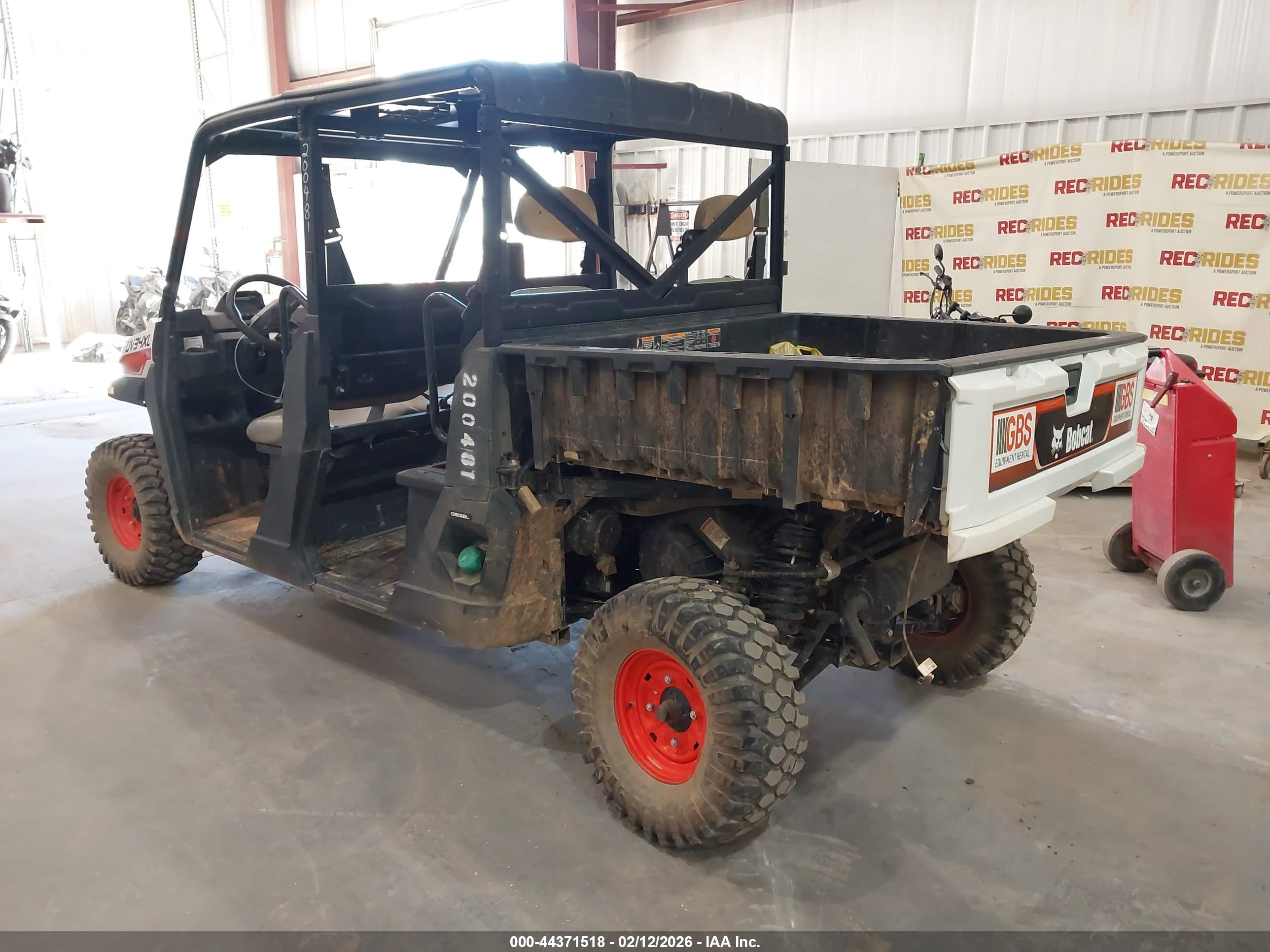 BOBCAT UV34XL image 3