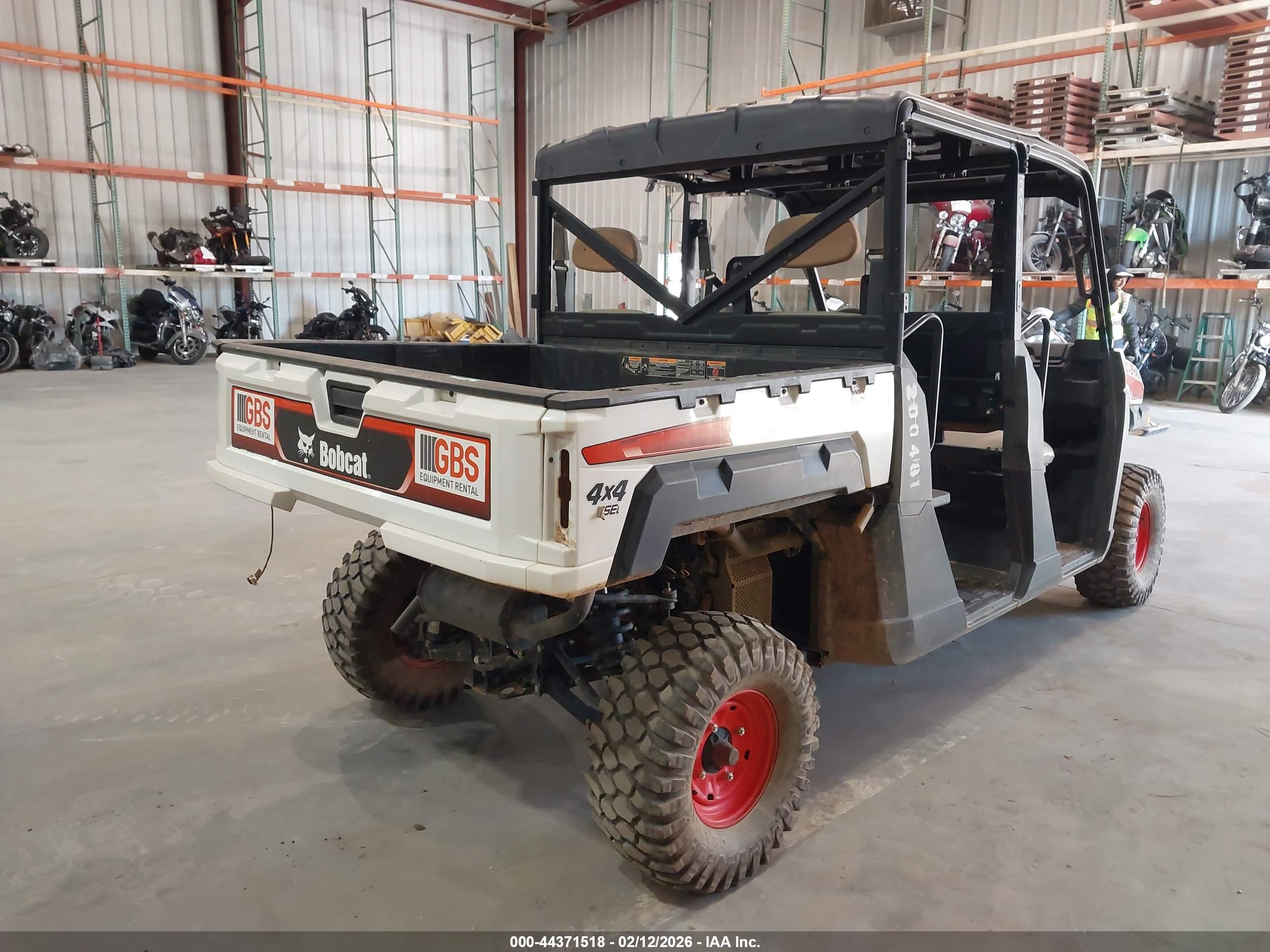 BOBCAT UV34XL image 4