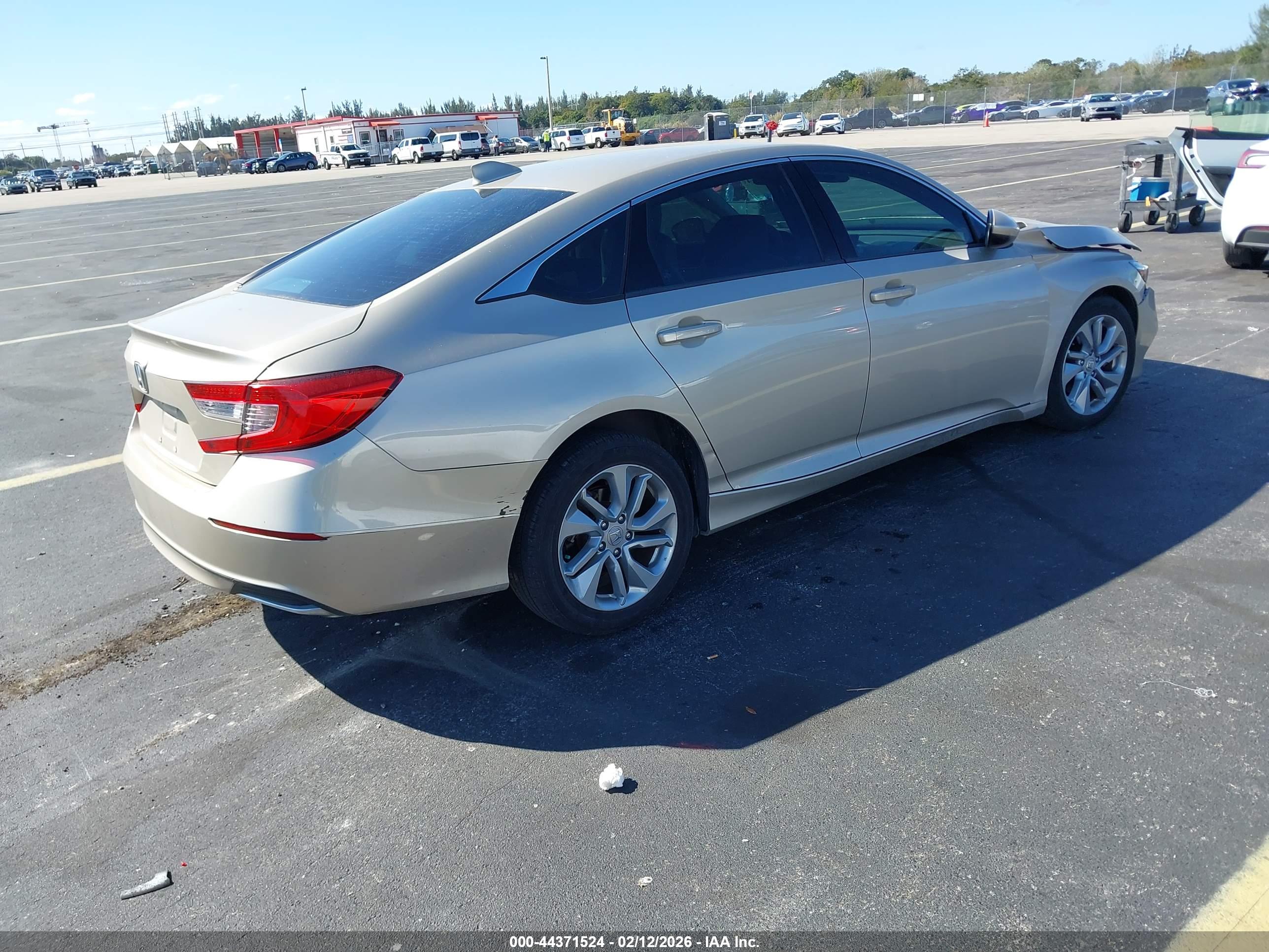 HONDA ACCORD image 4