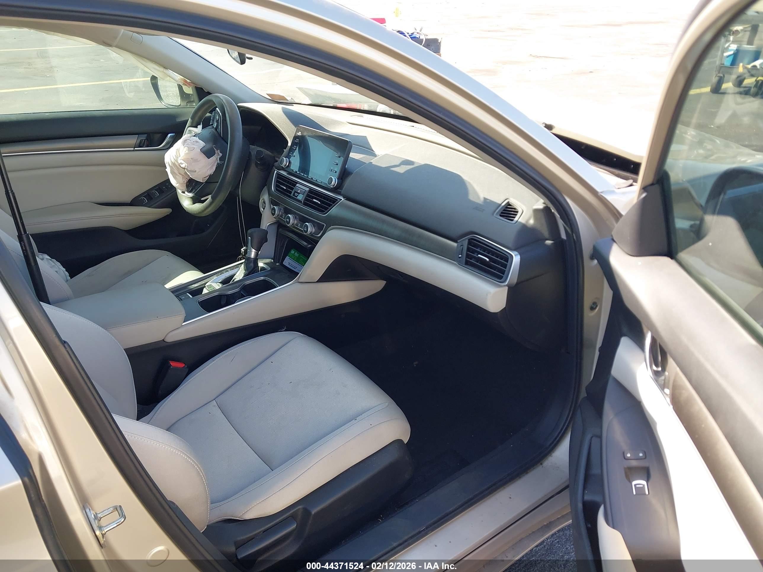 HONDA ACCORD image 5