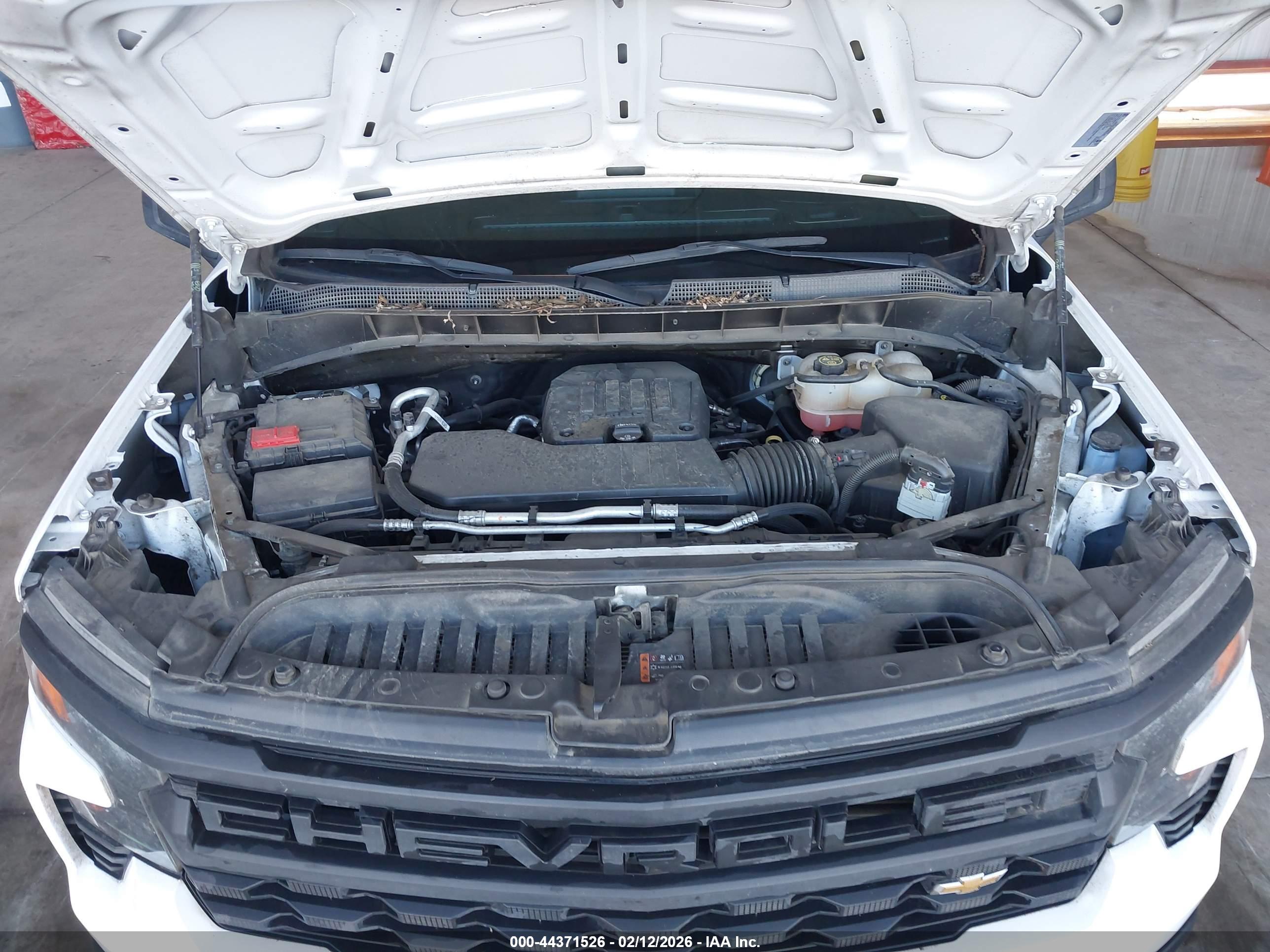 CHEVROLET SILVERADO image 10
