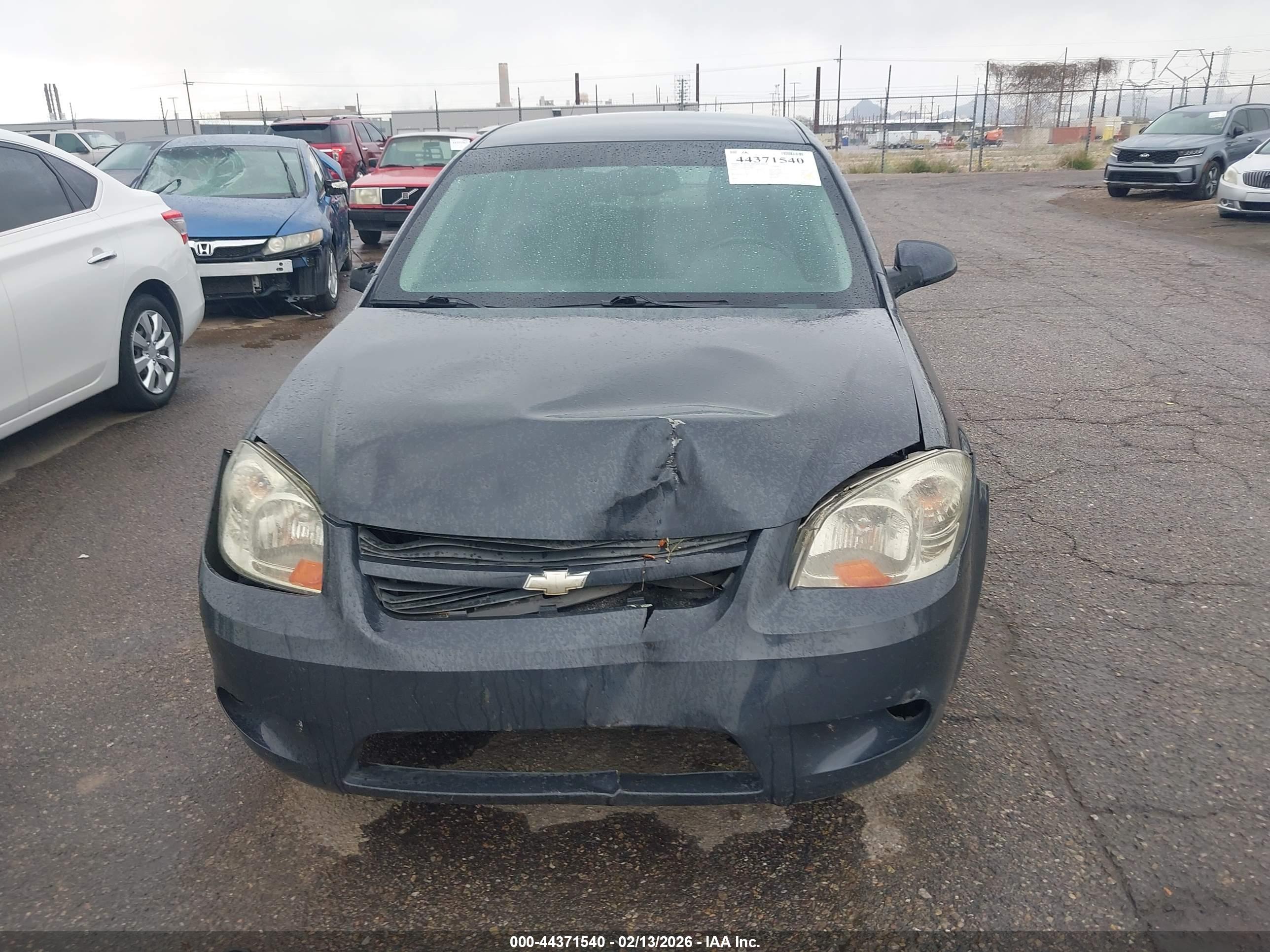 CHEVROLET COBALT image 6