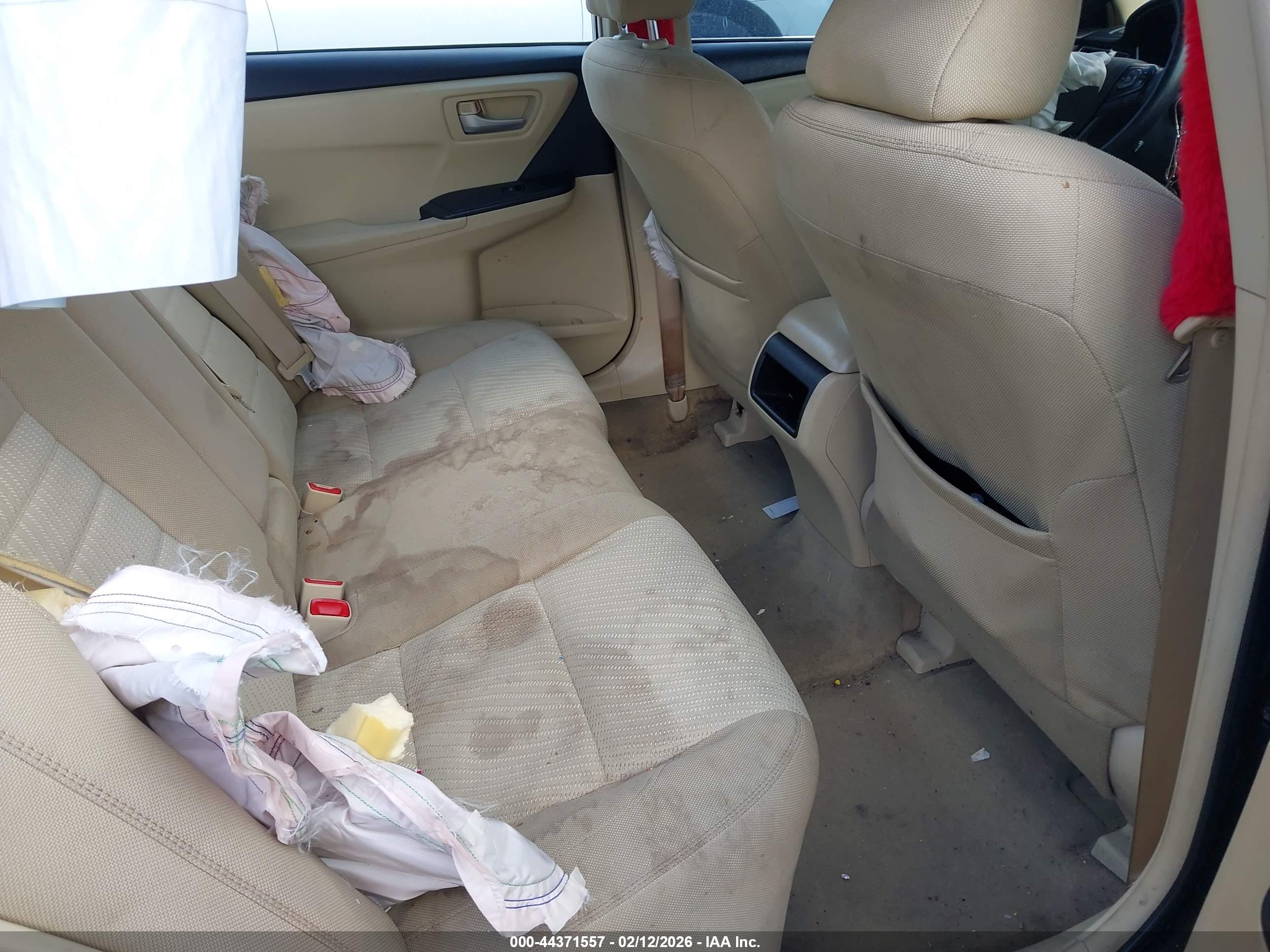 TOYOTA CAMRY image 8